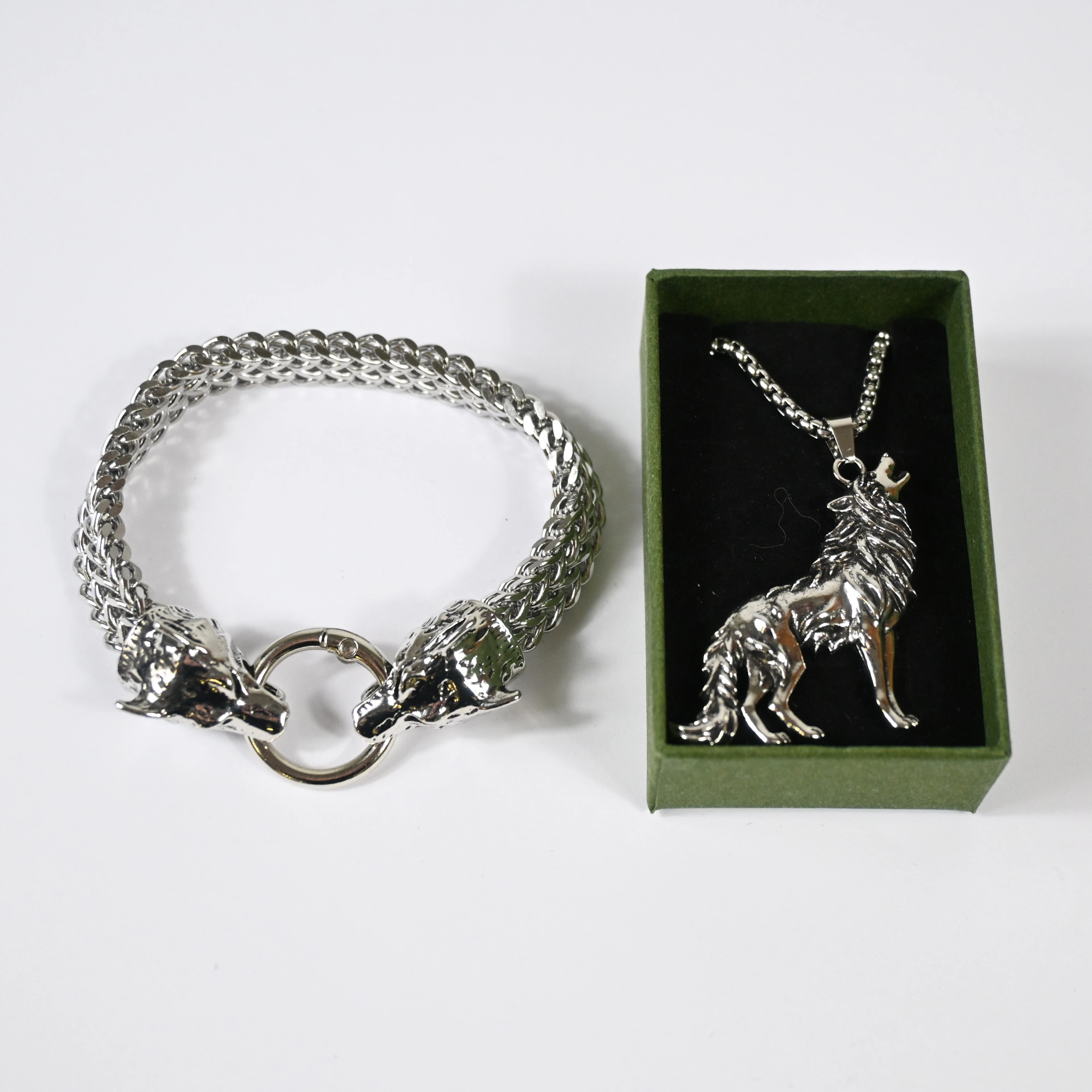 Halsband och armband, vintage, silverplaterad.