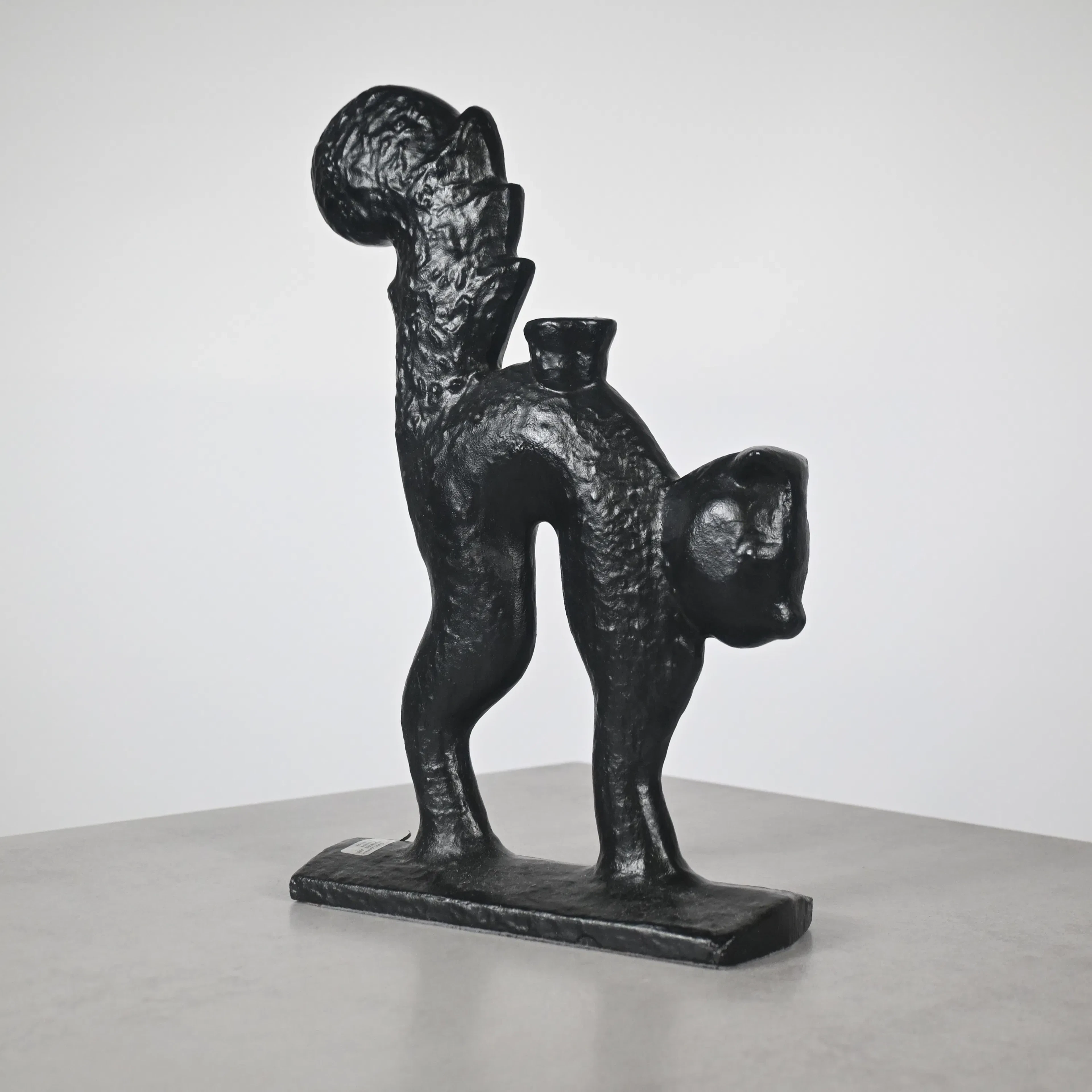 Skulptur / ljusstake, katt, gjutjärn, Alunda Gjuteri AB, 1900-tal.