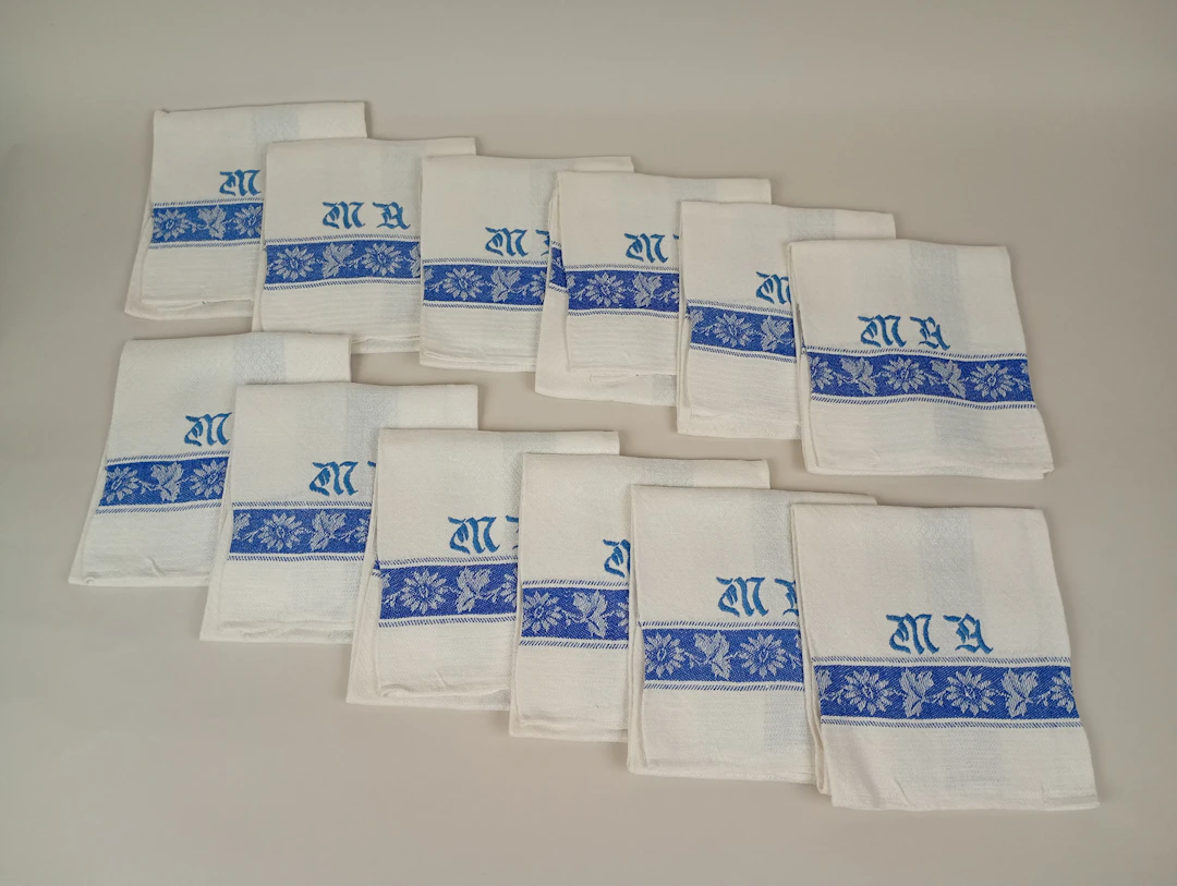 Linnehanddukar 12 st, Monogrammiserade
