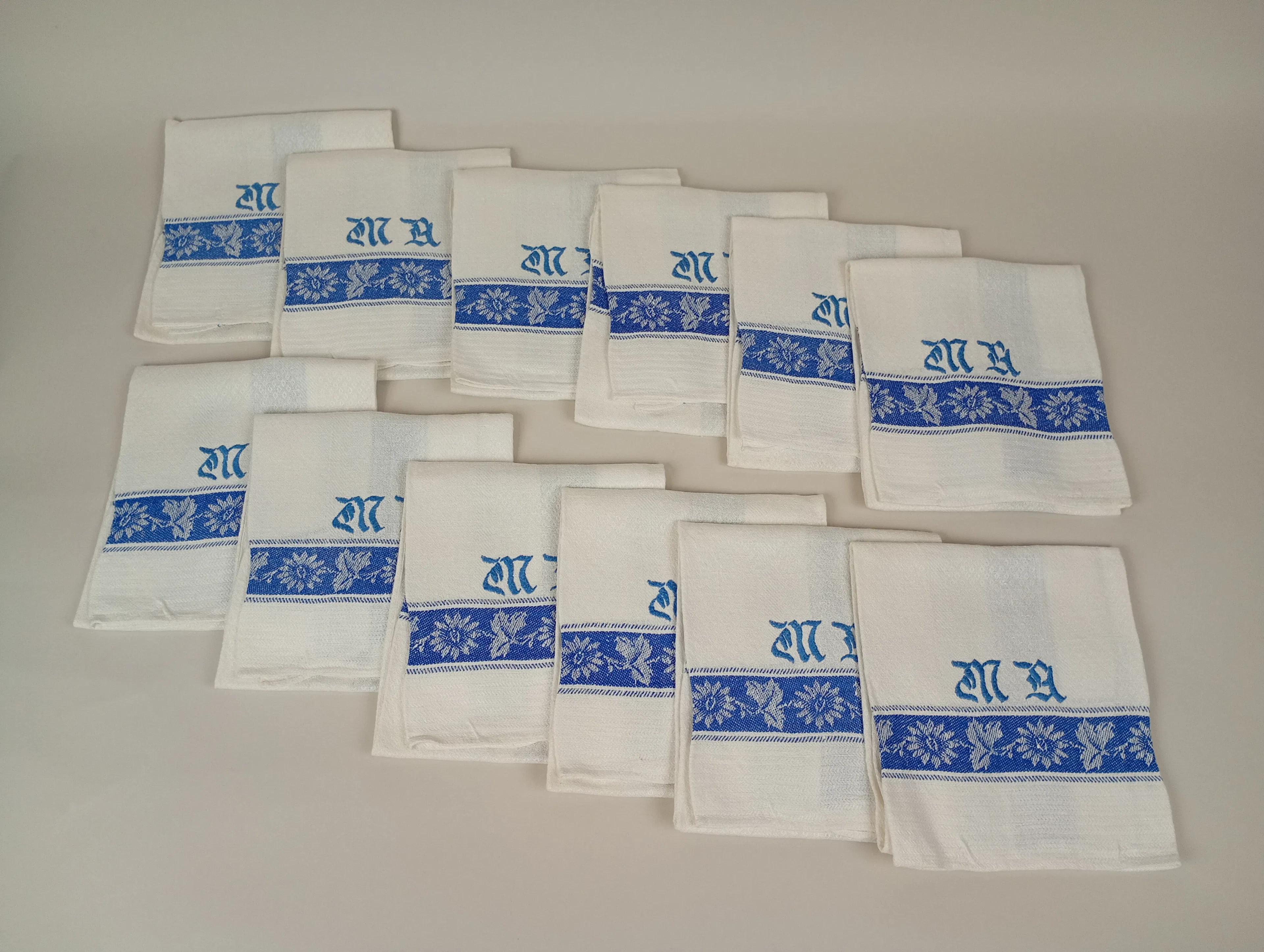 Linnehanddukar 12 st, Monogrammiserade
