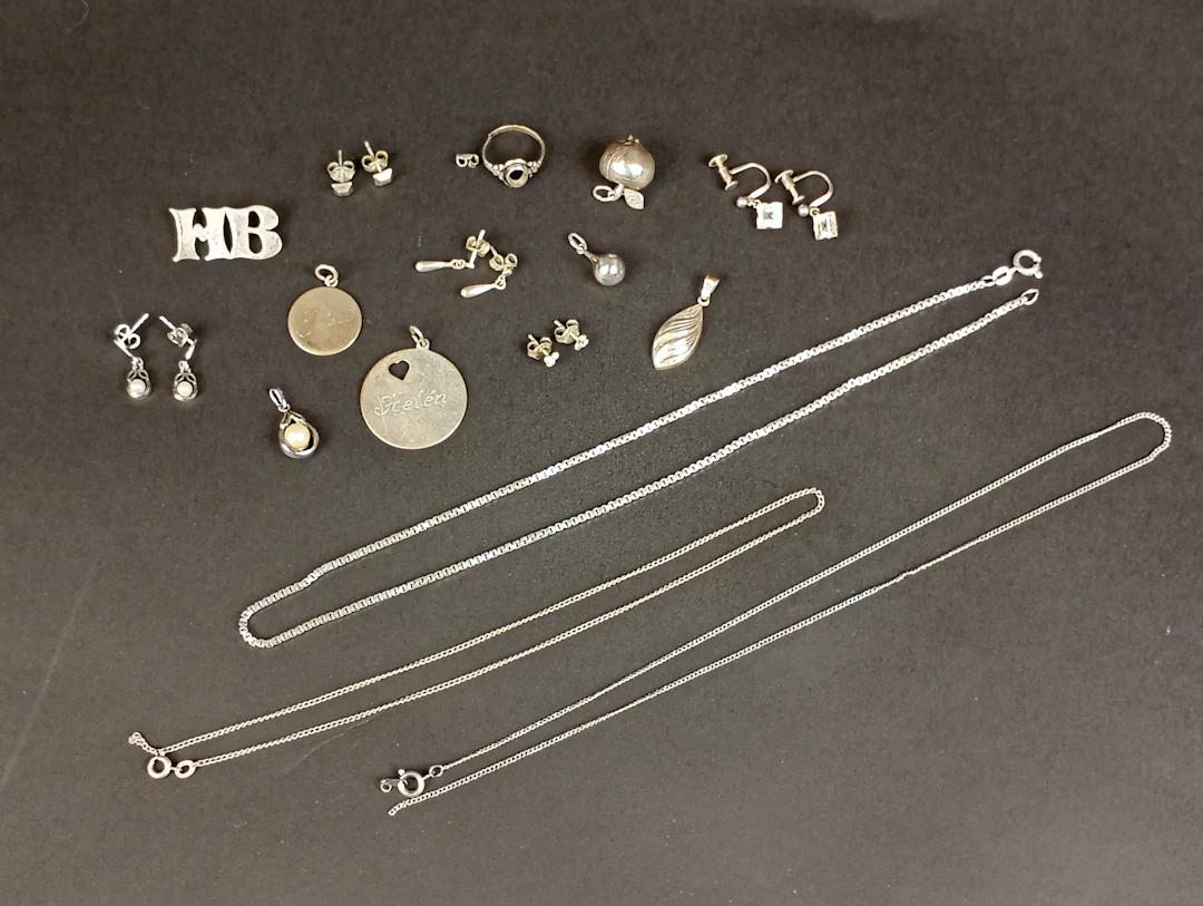 Diverse Silversmycken/skrotsilver