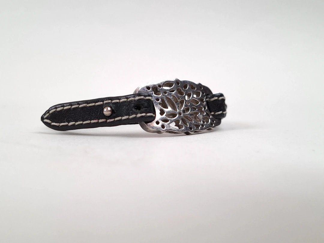 Armband, Ole Lynggaard, Silver 925 & läder