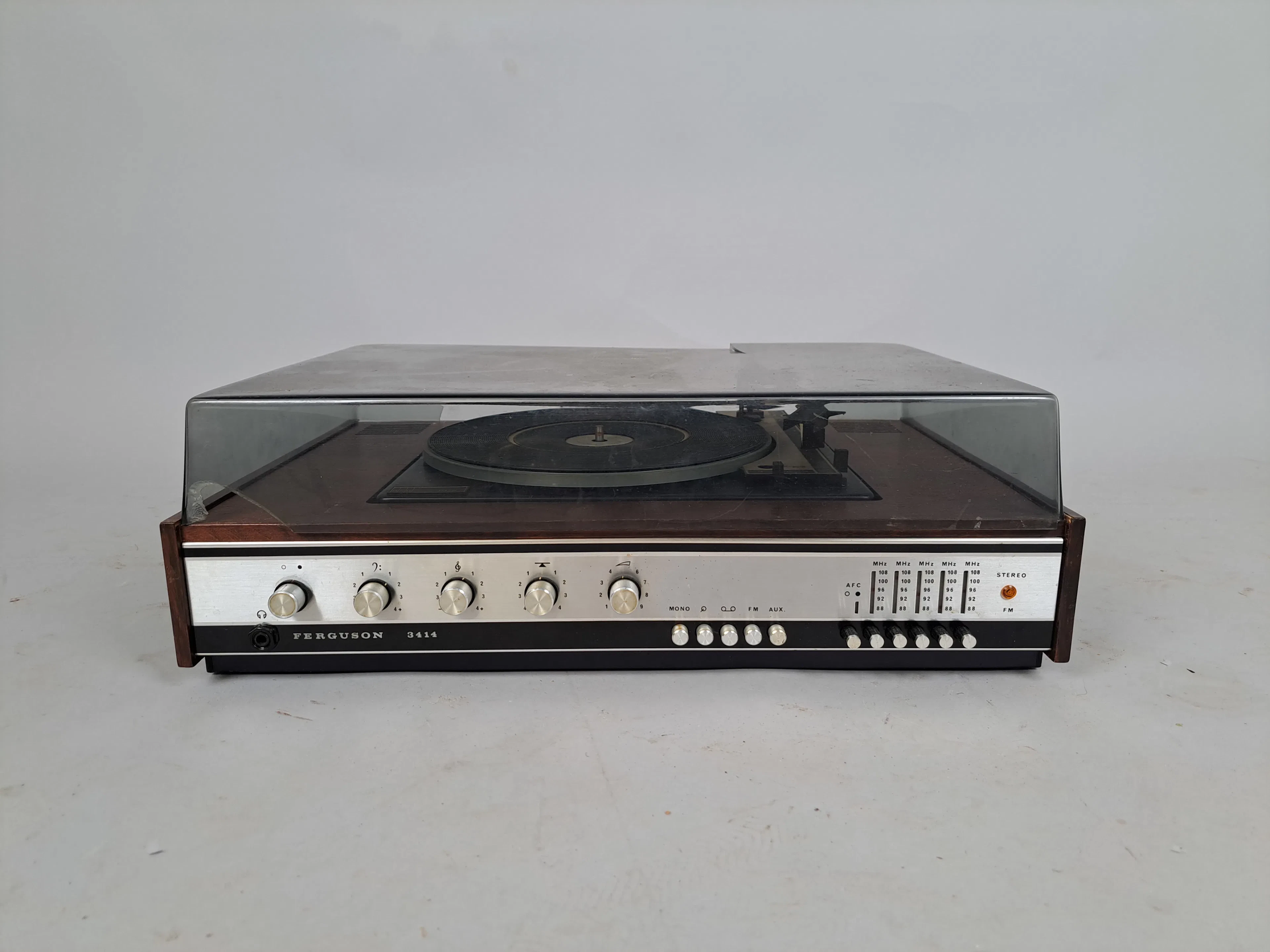 LP-spelare. Ferguson 3414