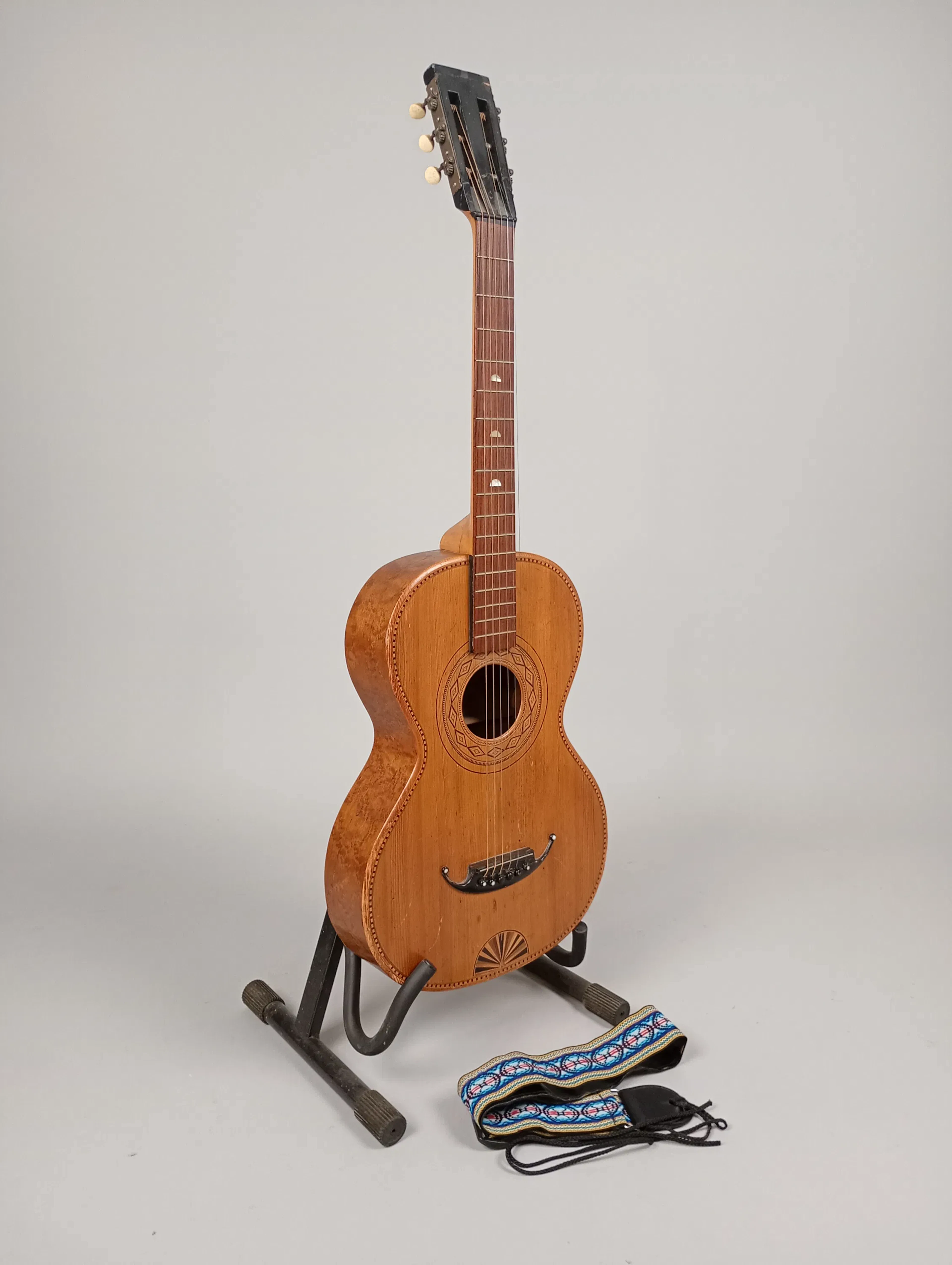 Äldre gitarr, Per Jönsson, Skoglösa