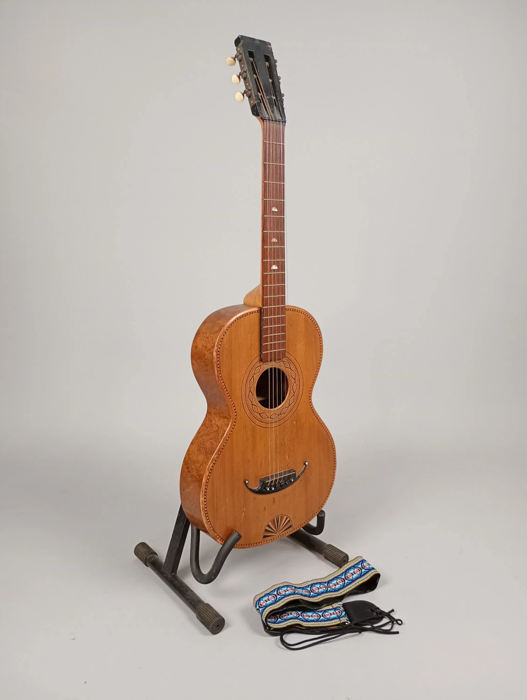 Äldre gitarr, Per Jönsson, Skoglösa