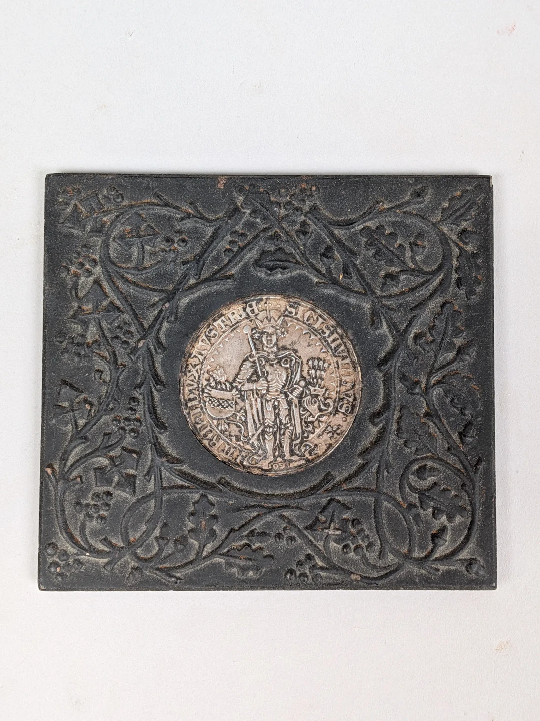 Underlägg, Silver & gjutjärn
