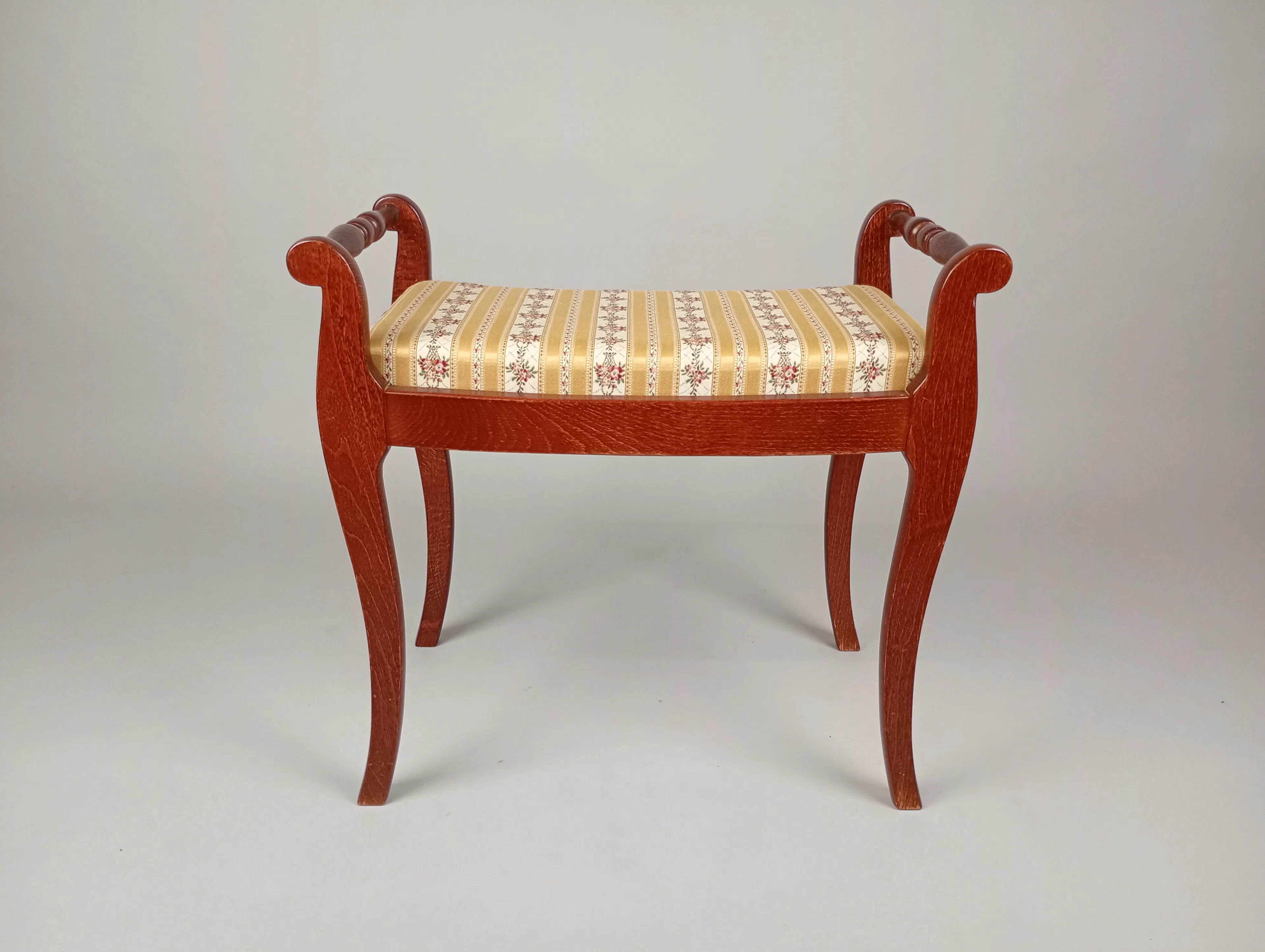 Taburett / Pianopall