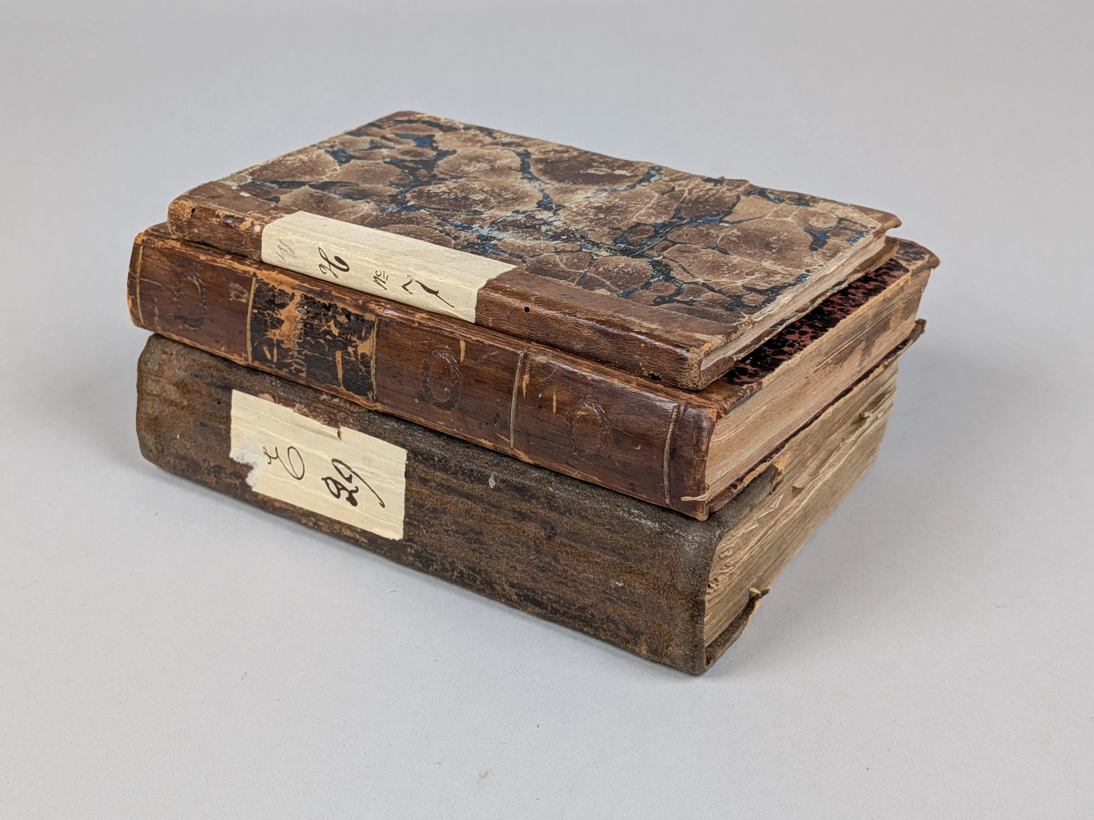 Böcker 3 st, 1800-tal bl.a. Teater Galleri 1877