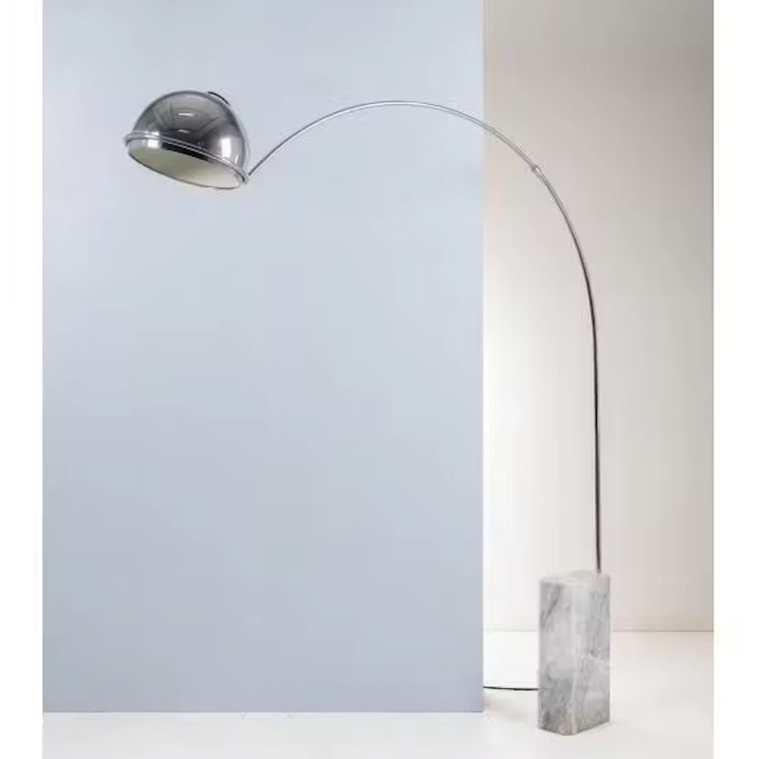 PRODUZIONE ITALIANA 1970 ca., Lampada da terra modello ”Arco”
