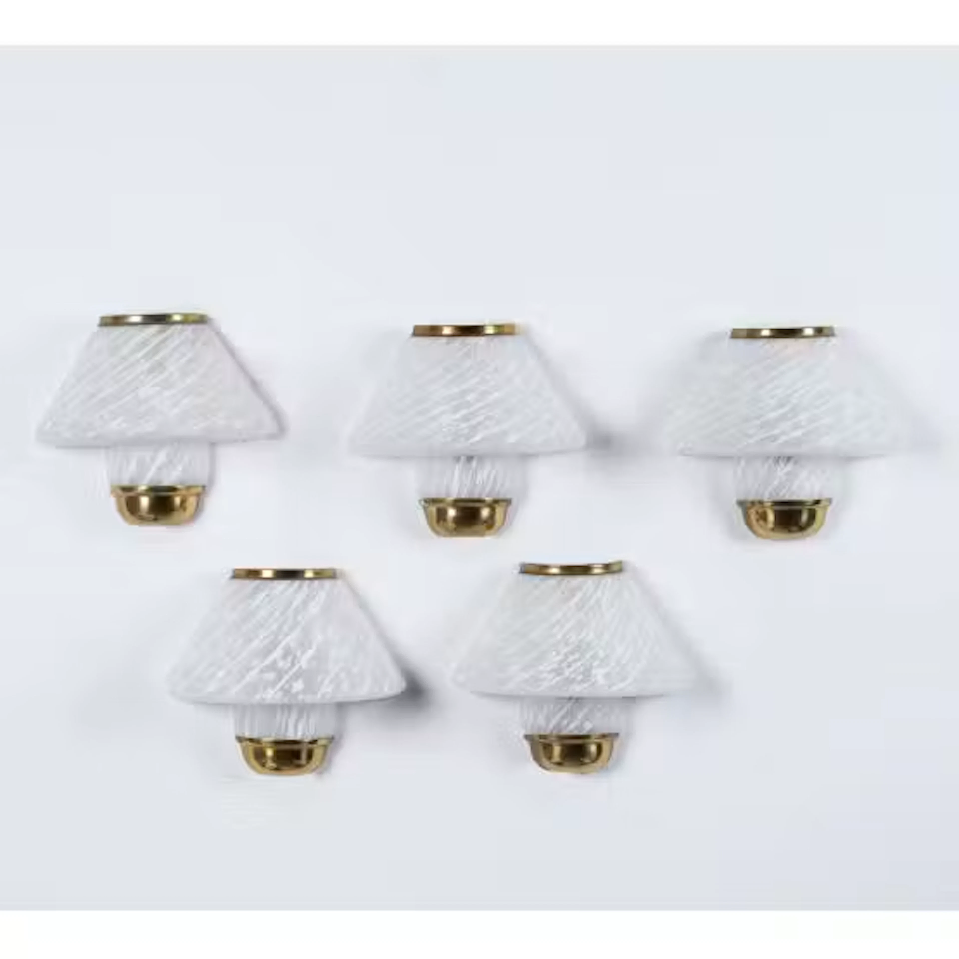 MAESTRI MURANESI, Cinque lampade da parete modello “Mushroom“