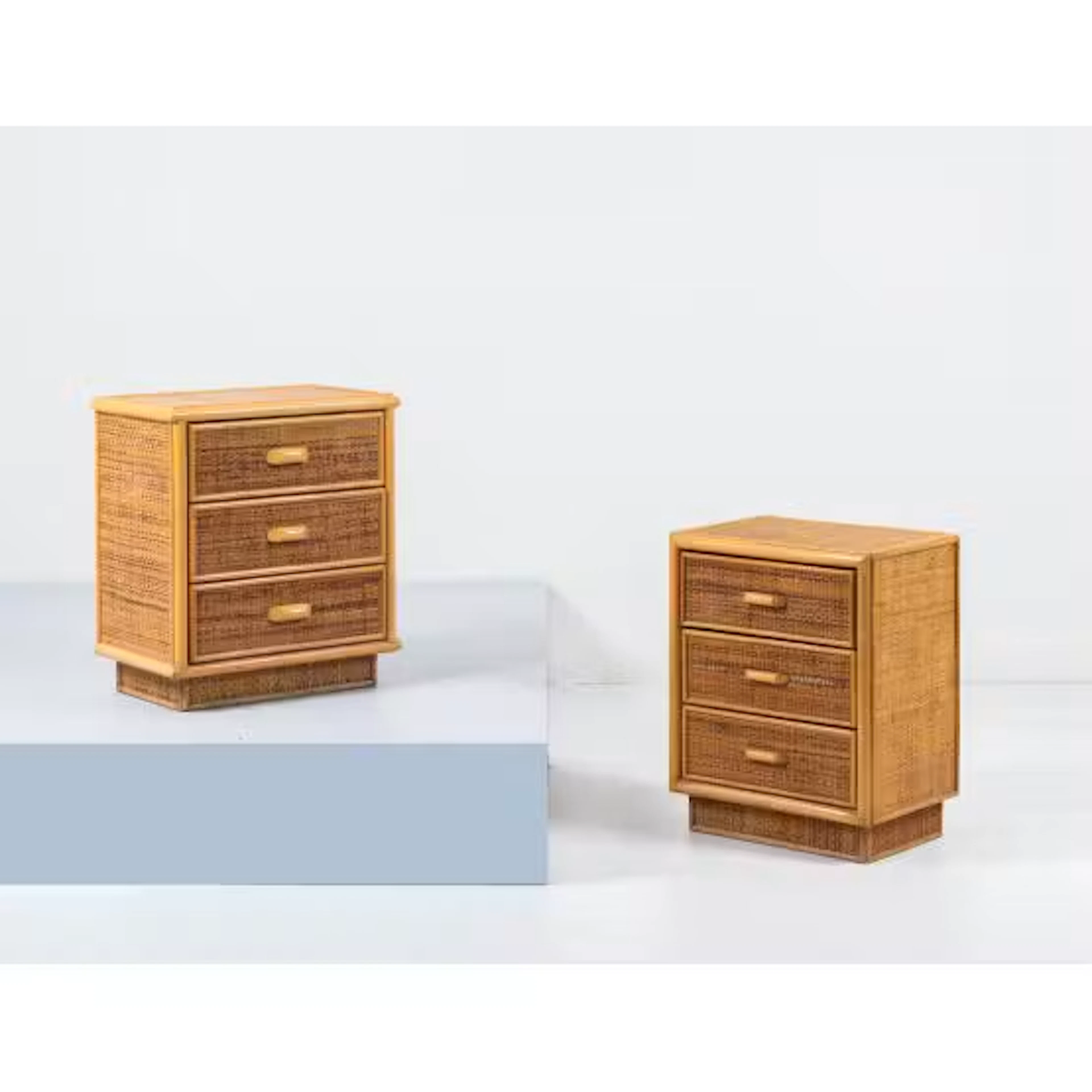 PRODUZIONE ITALIANA 1970 ca., Coppia di comodini