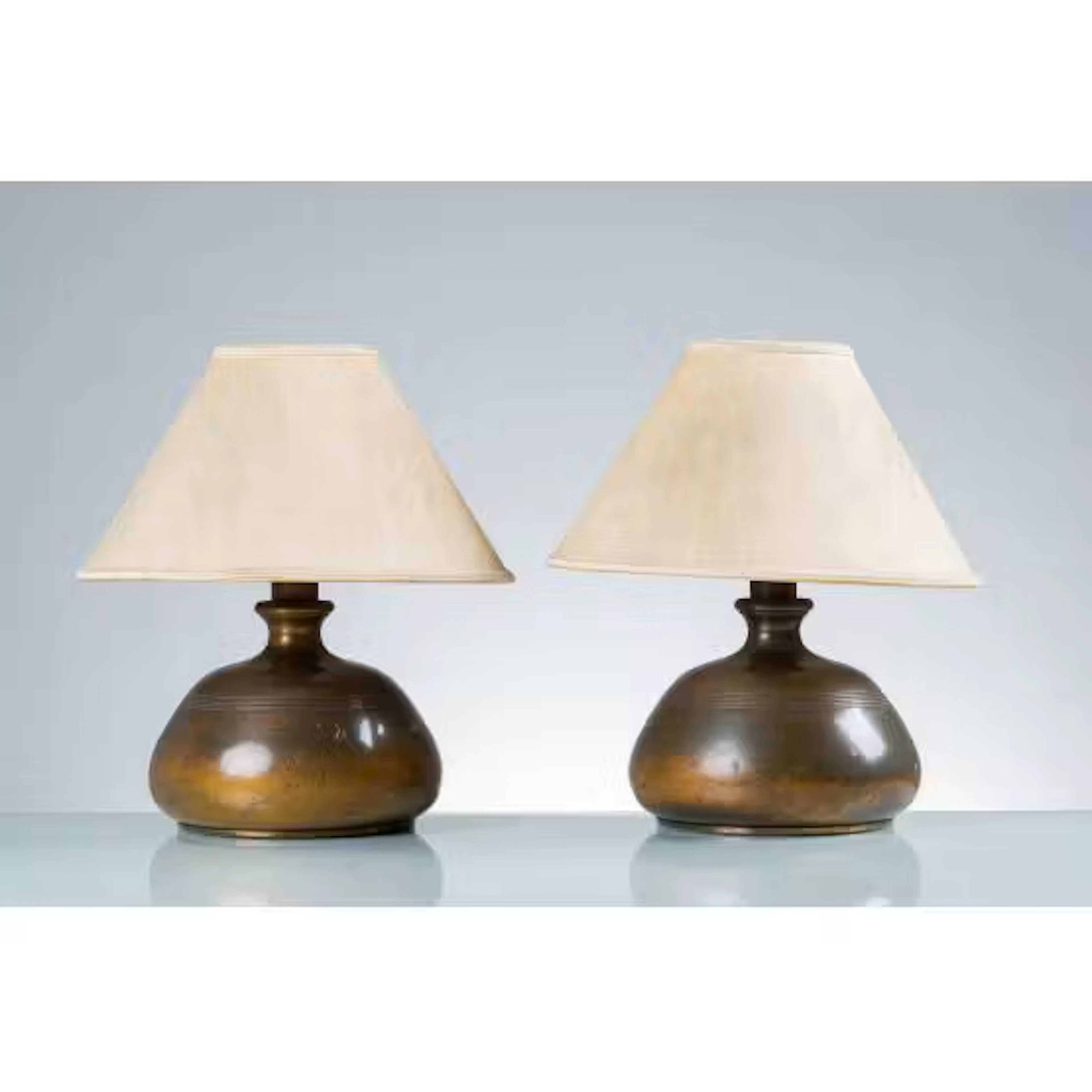 PRODUZIONE EUROPEA 1970 ca., Coppia di lampade da tavolo