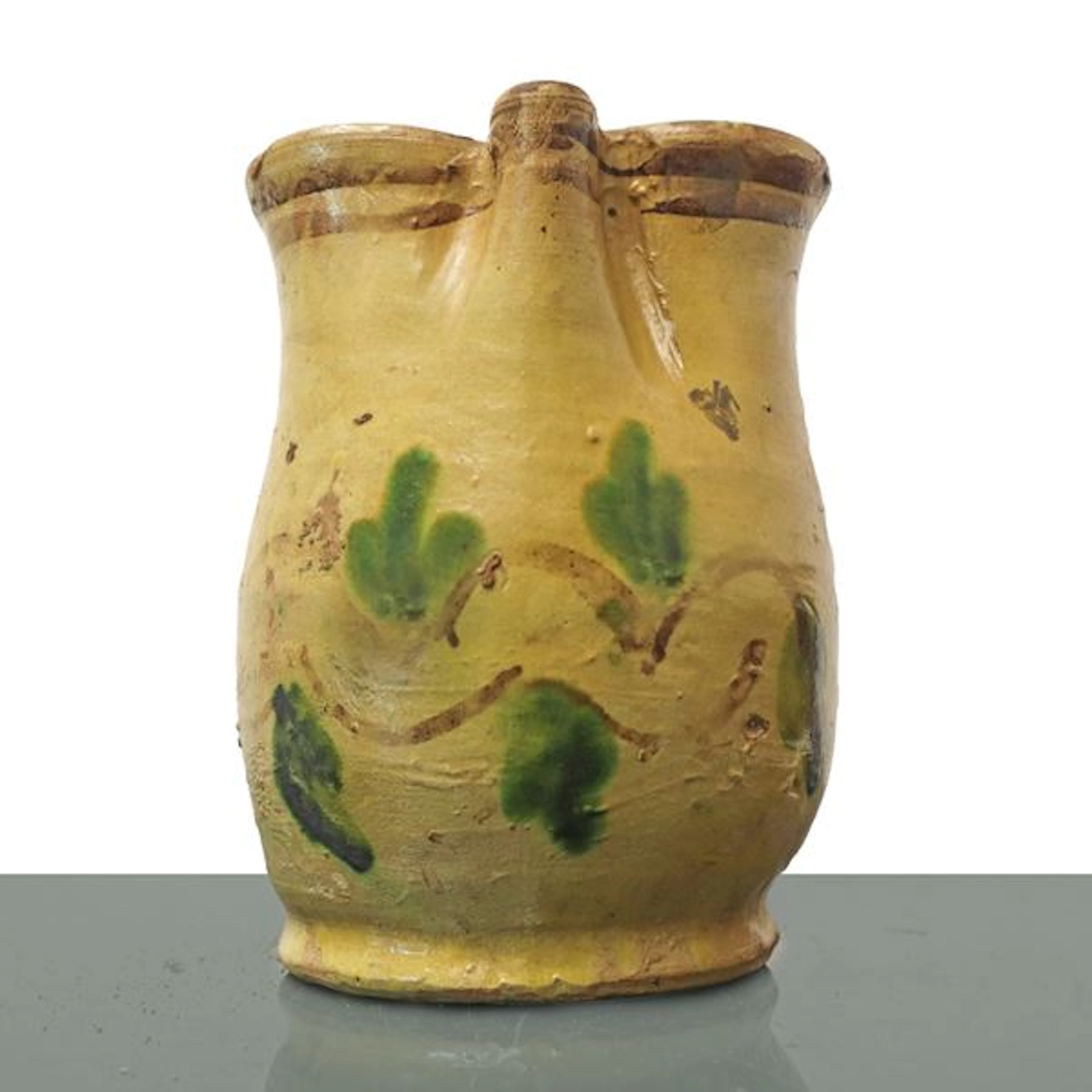 Cannata in maiolica di Caltagirone con decoro al fronte, fine XIX secolo