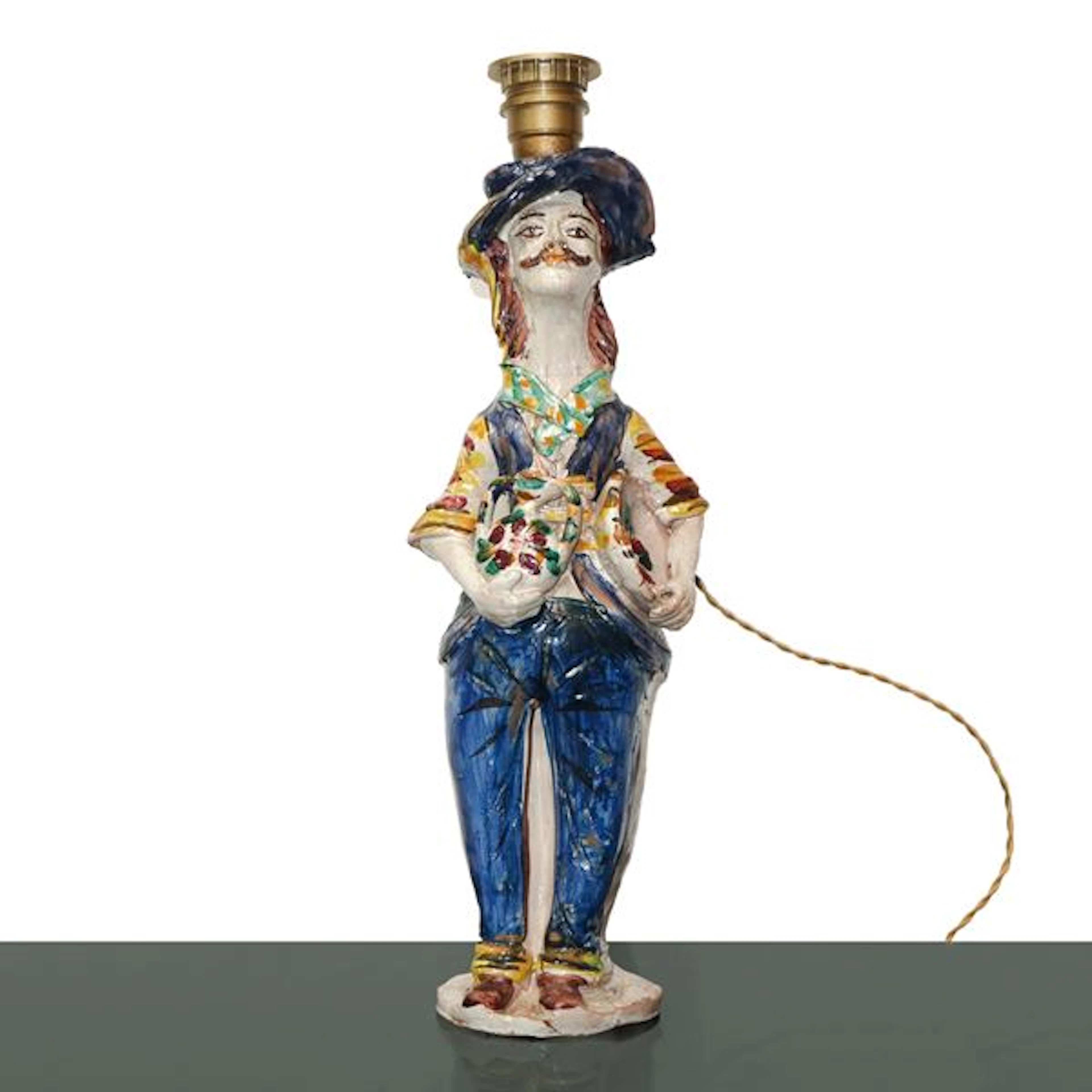 Lumiera in maiolica di Caltagirone (figura maschile)
