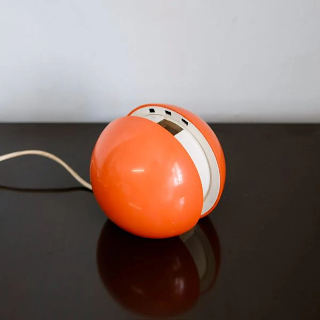 Lampada in resina arancione modello Gea lamp - Gianni Colombo (1937 - 1993)