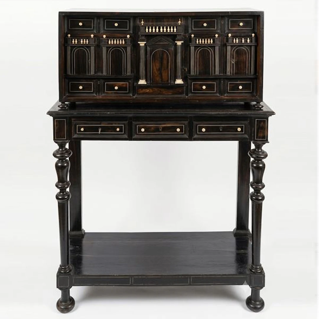 Monetiere in legno di palissandro