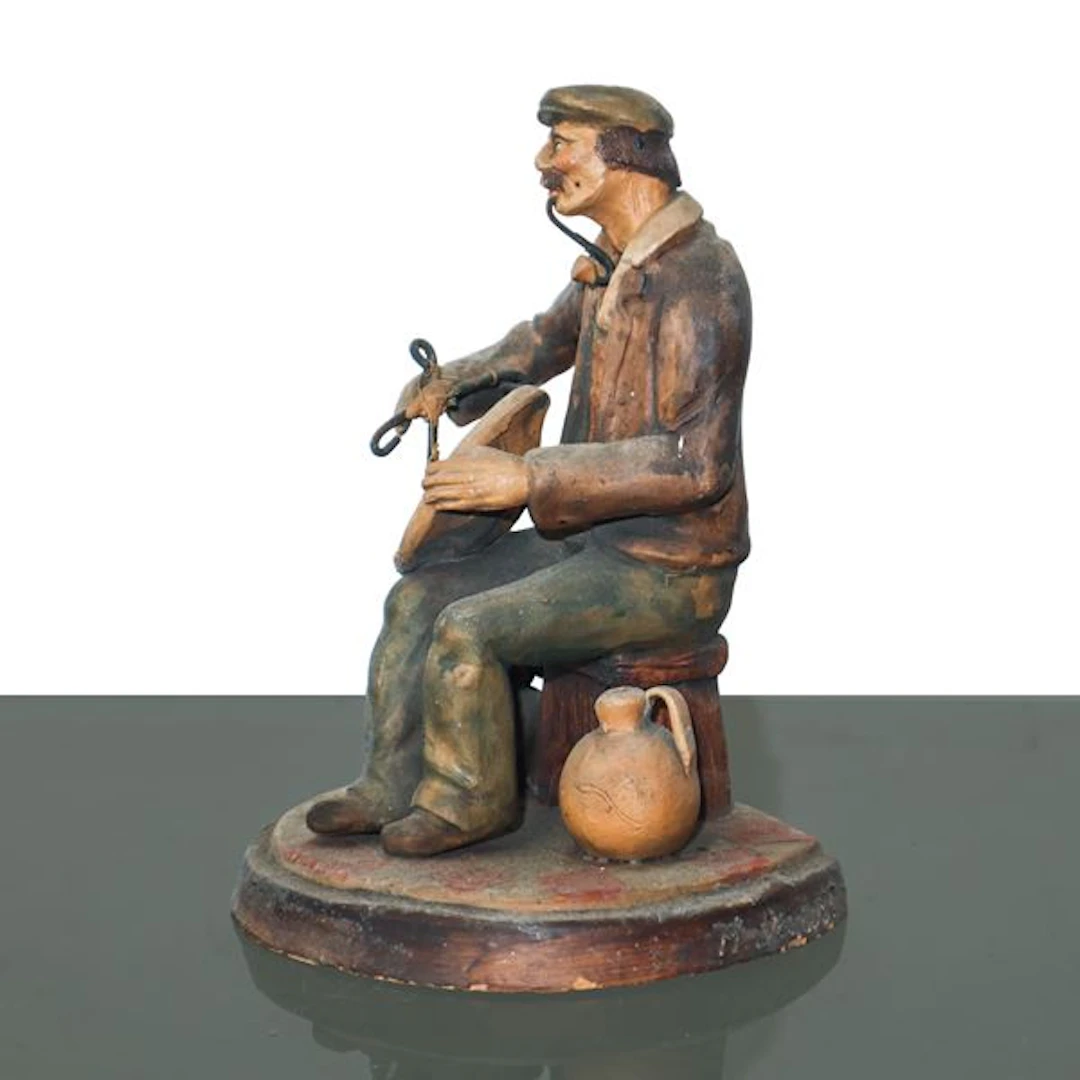 SCULTURA IN TERRACOTTA ARTIGIANATO PALERMITANO: riparatore di piatti