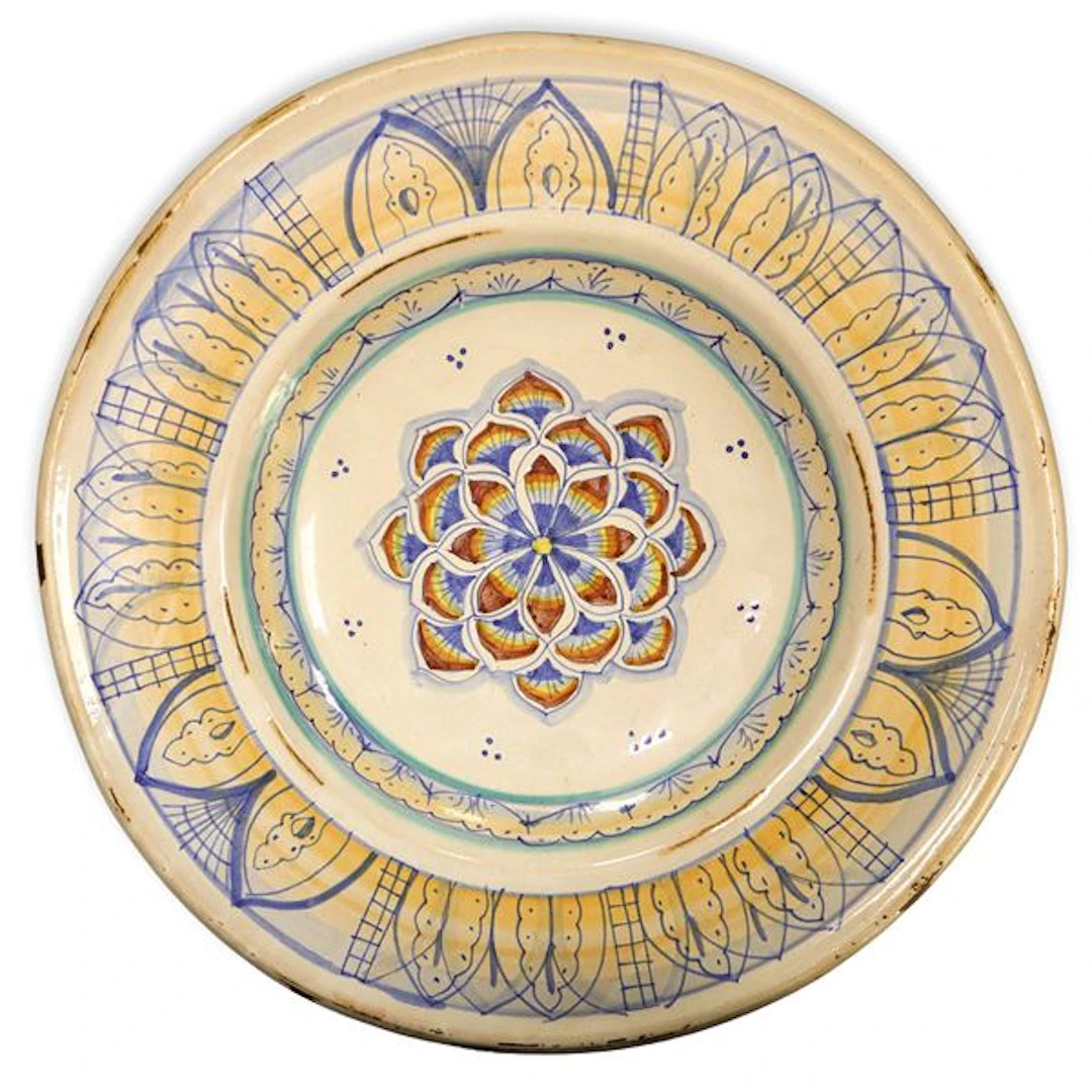 Piatto in maiolica dipinta policroma con fiore sul fronte - Deruta