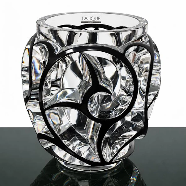 Vaso modello Tourbillons in cristallo trasparente con eleganti motivi