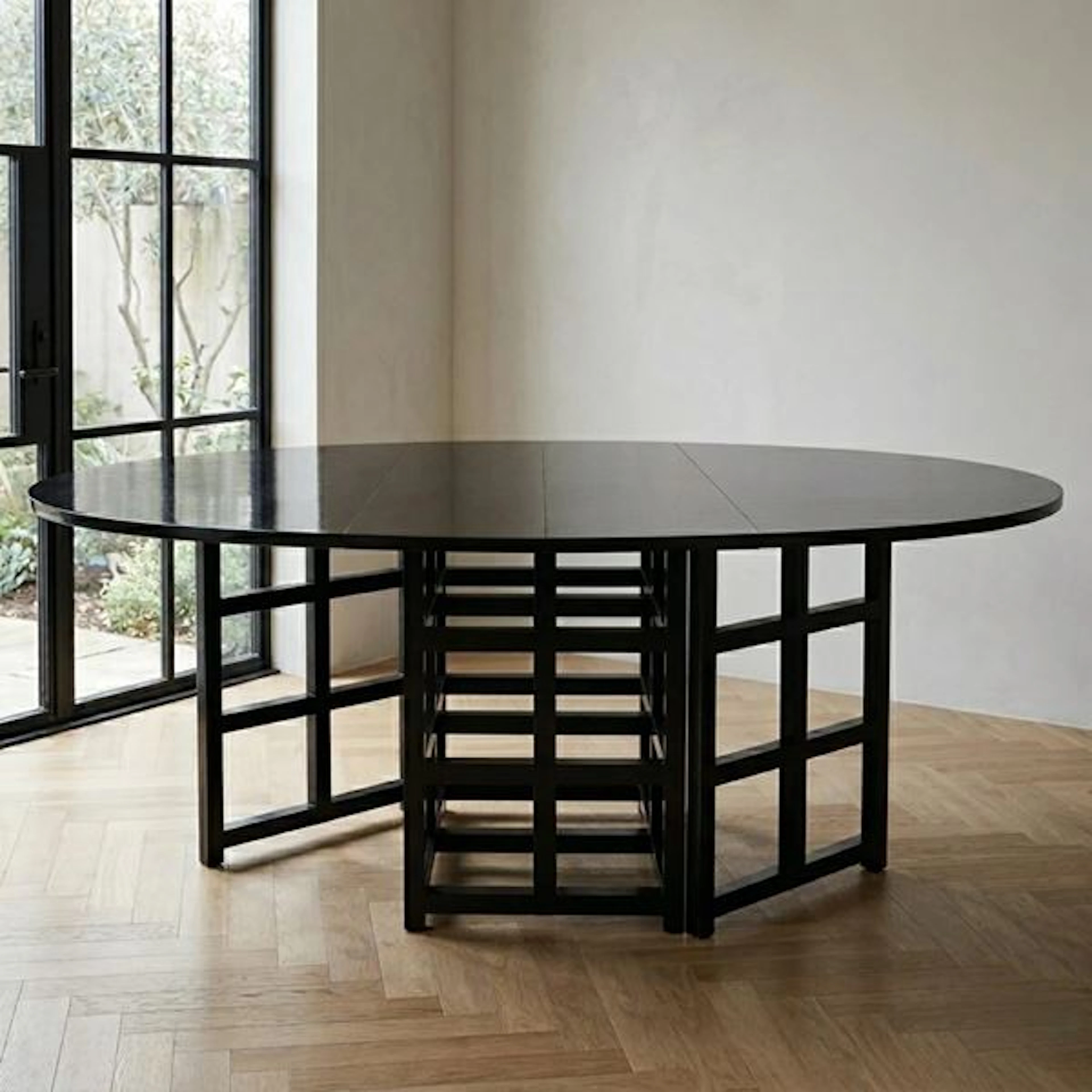 Tavolo DS1 in legno nero ebanizzato, 1970 (CIRCA) - Charles Rennie