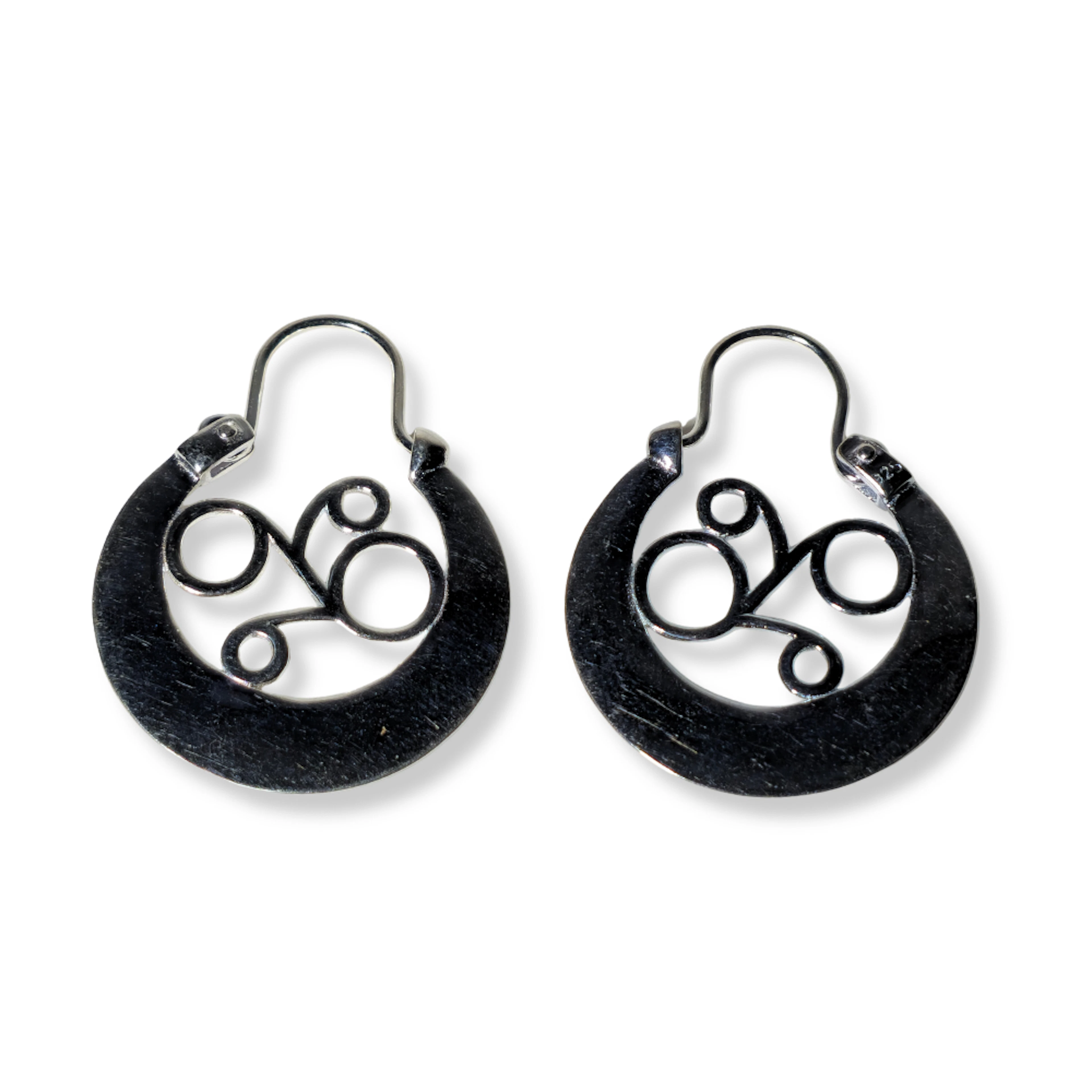 PENDIENTES EN PLATA RODIADA.