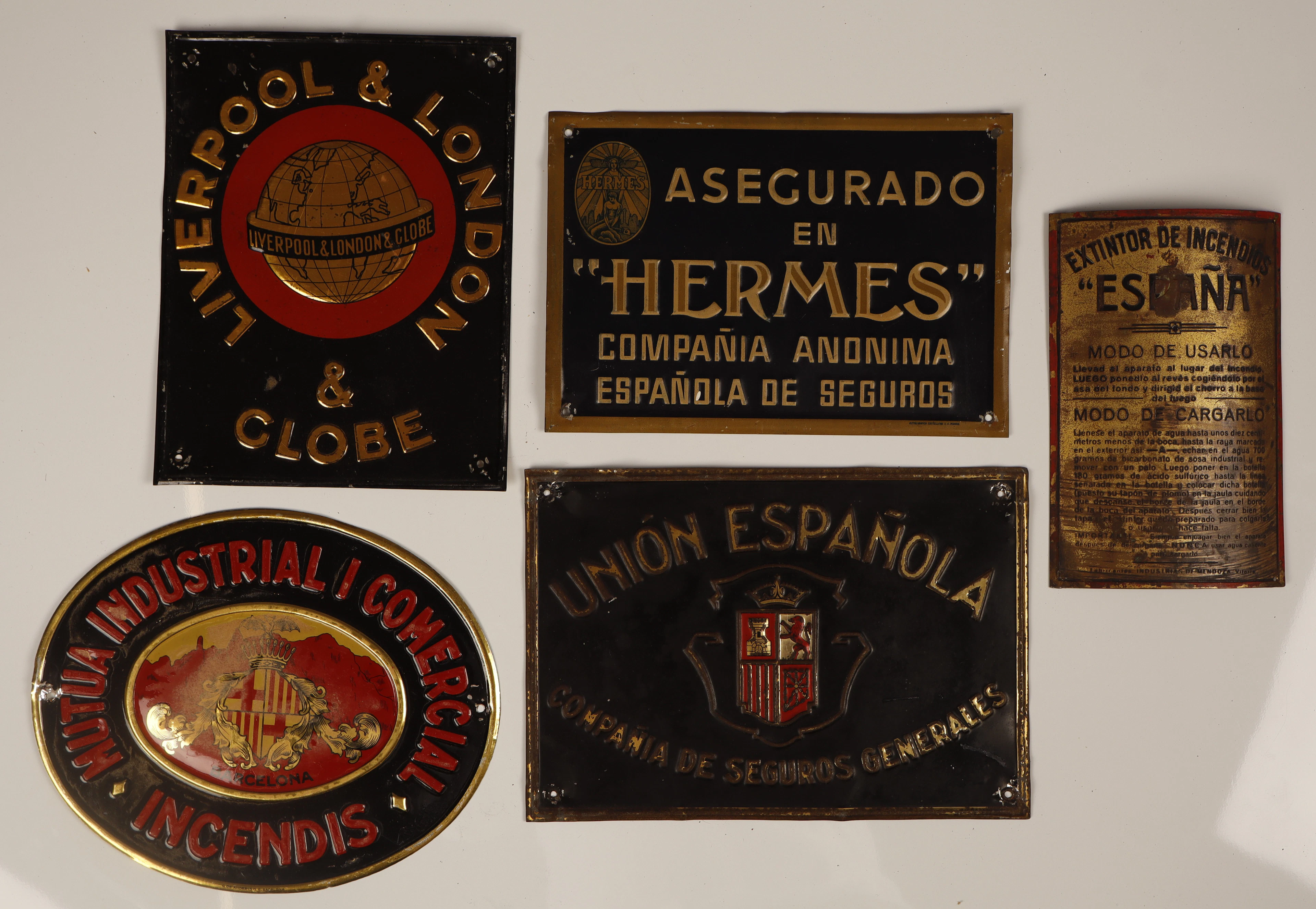 Mútua Industrial i Comercial Incendis y otros, 4 placas publicitarias
