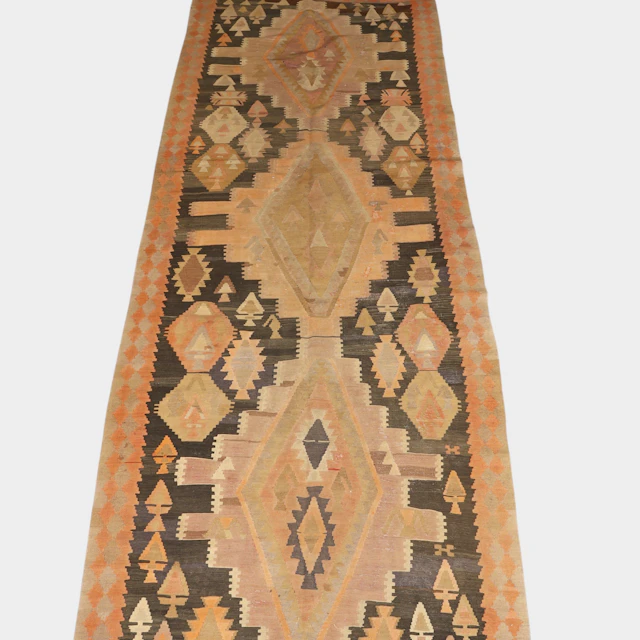 Alfombra turca de tipo kilim en lana, del siglo XIX.
