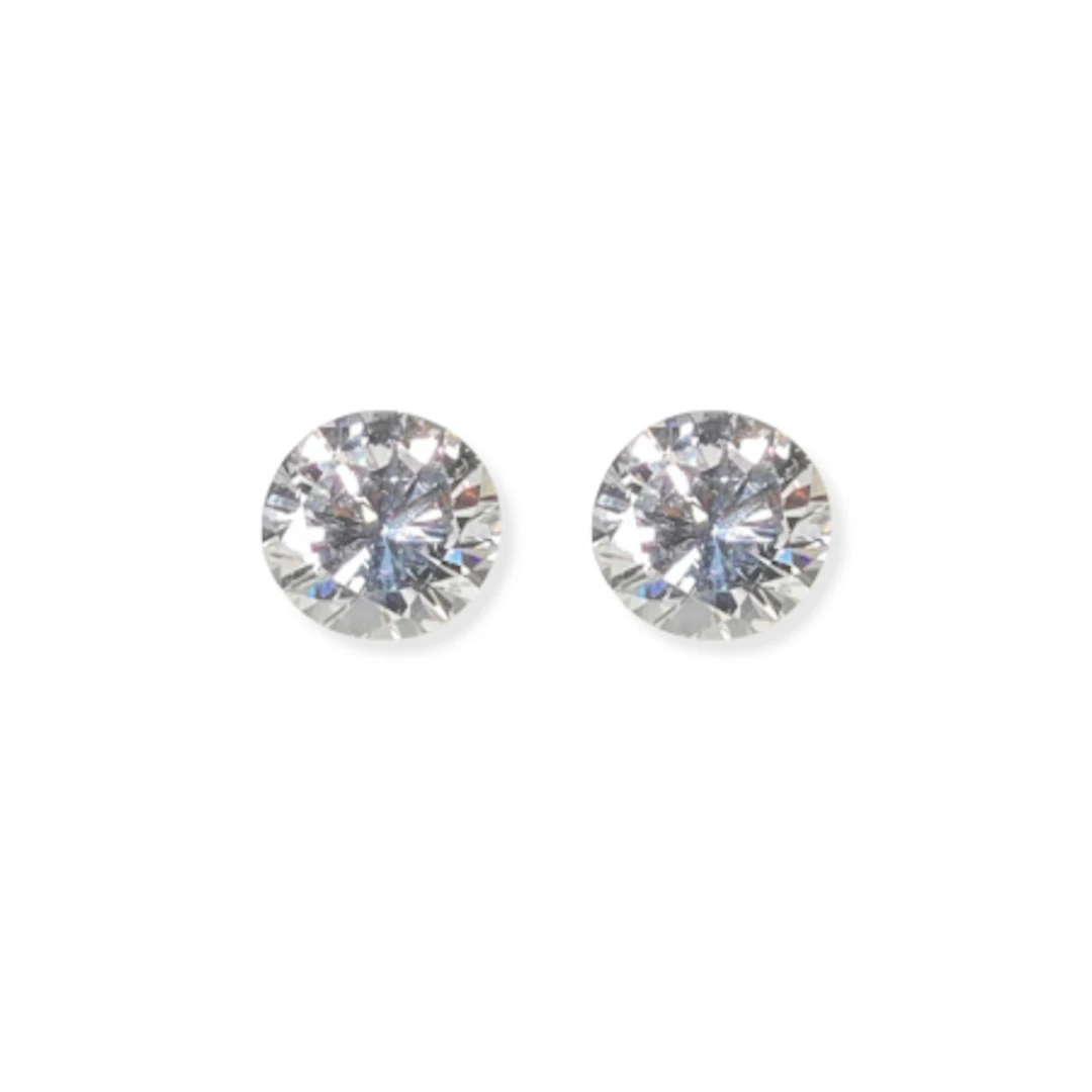 Dos diamantes talla brillante.