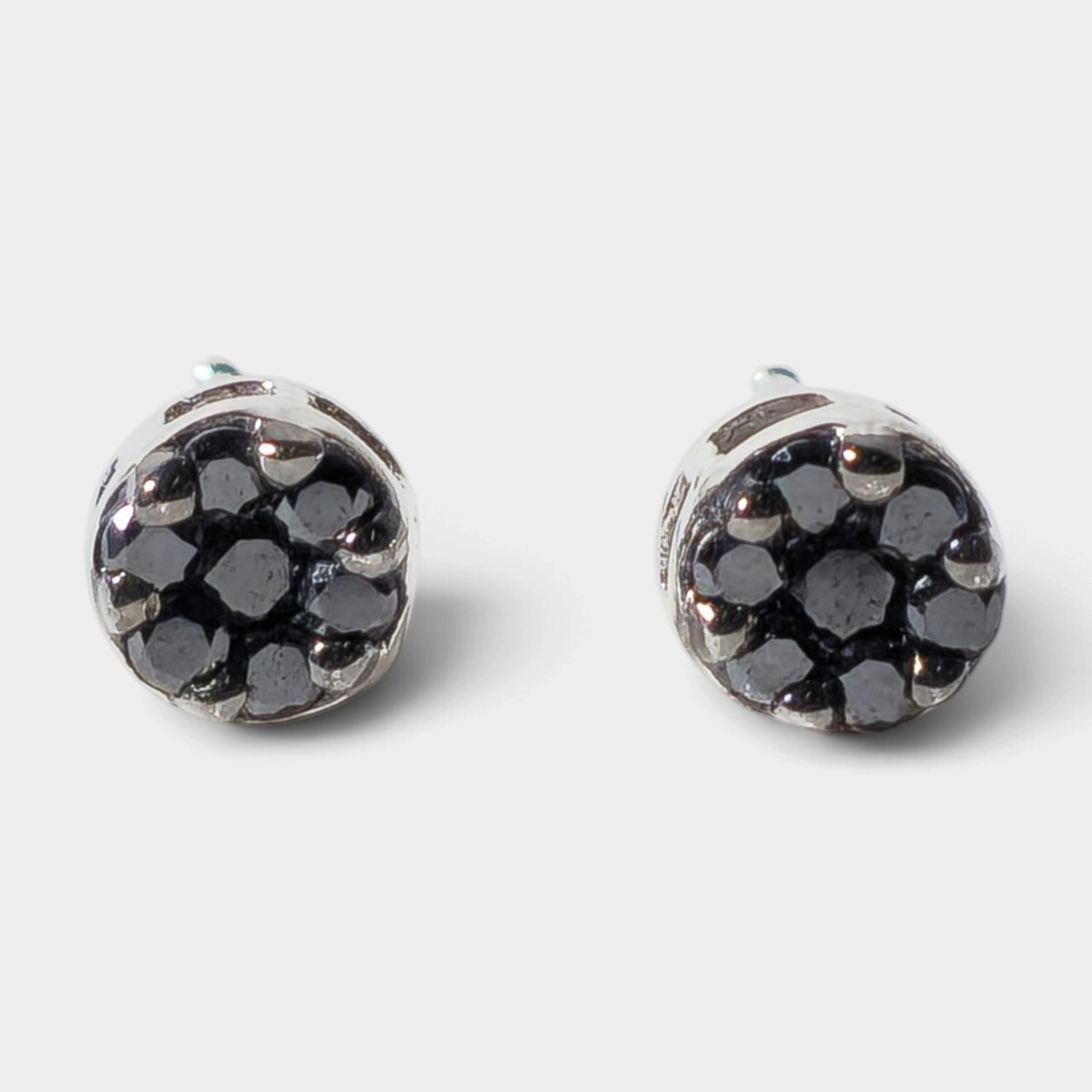 Pendientes en plata y diamantes.
