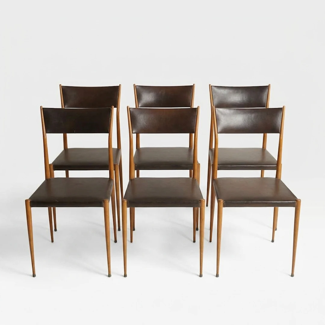 ICO PARISI. EN EL ESTILO DE. 6 sillas de comedor.