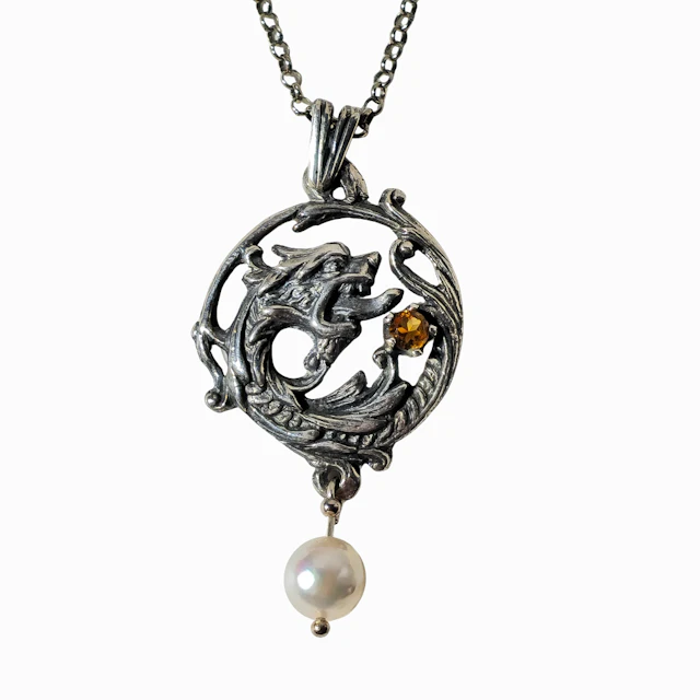 Collar y colgante estilo modernista en plata. CON Citrino y perla cultivada.