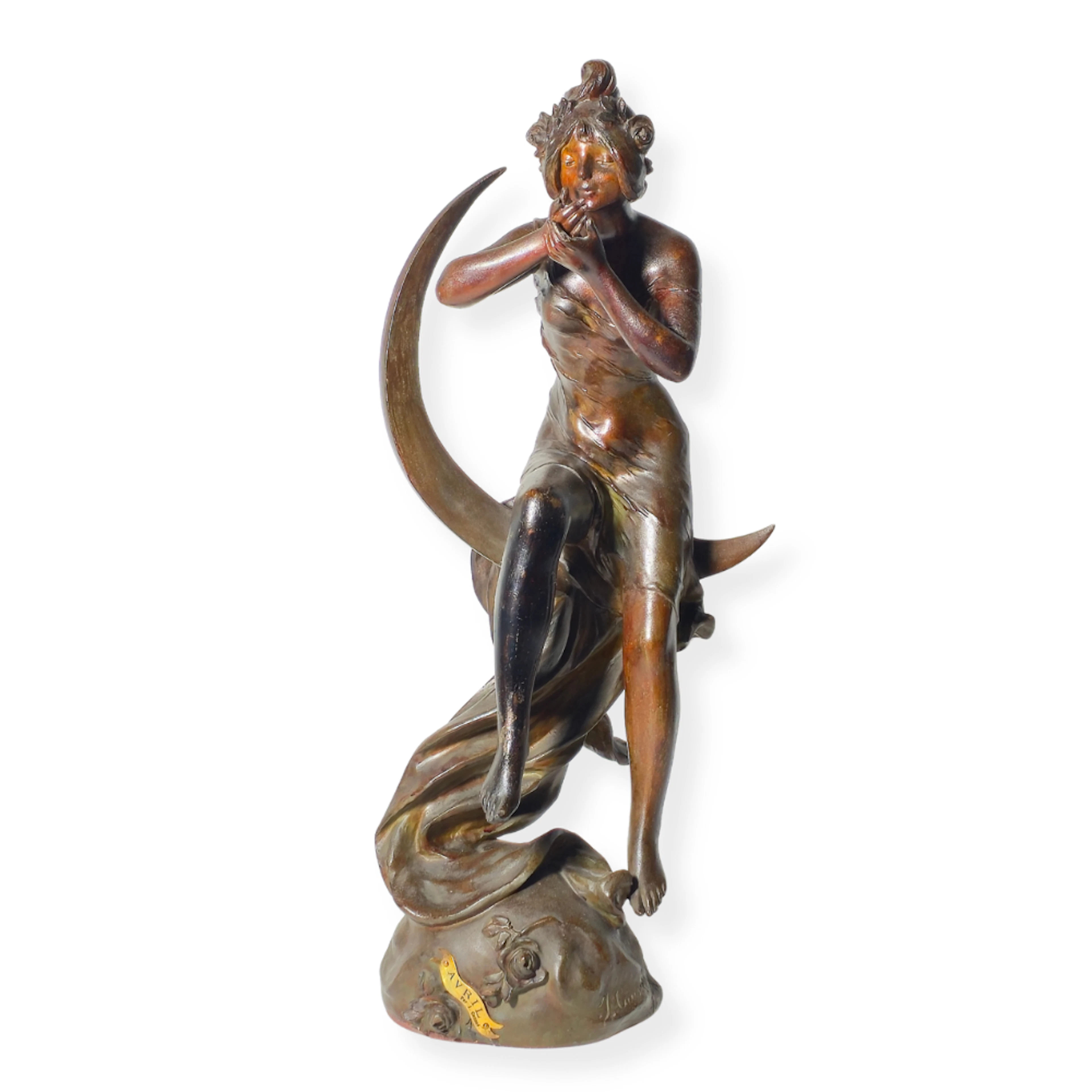 JULIEN CAUSSÉ. AVRIL. ESCULTURA EN CALAMINA.