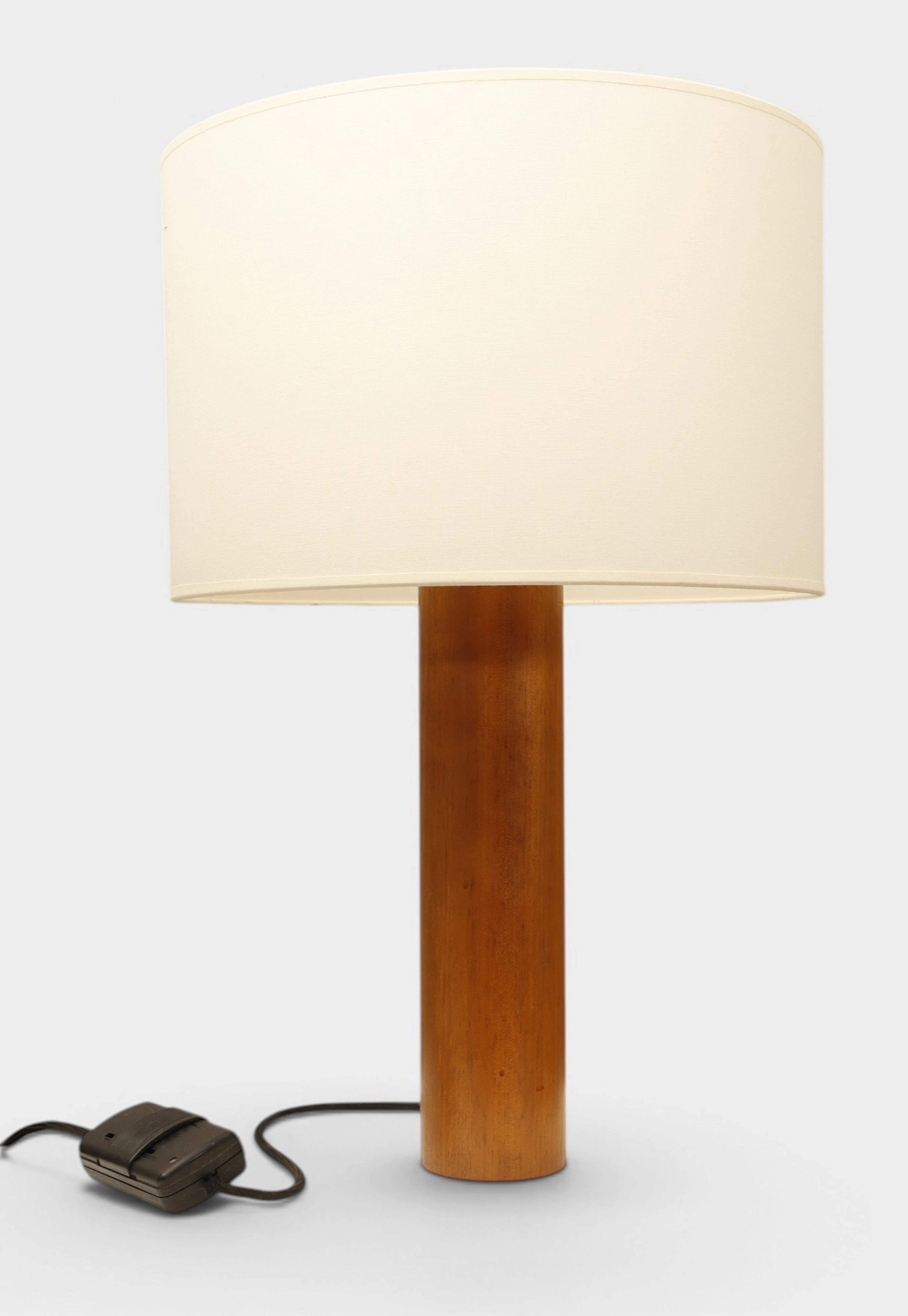 ANTONI DE MORAGAS (1913-1985). Lámpara Moragas en madera de sapeli.