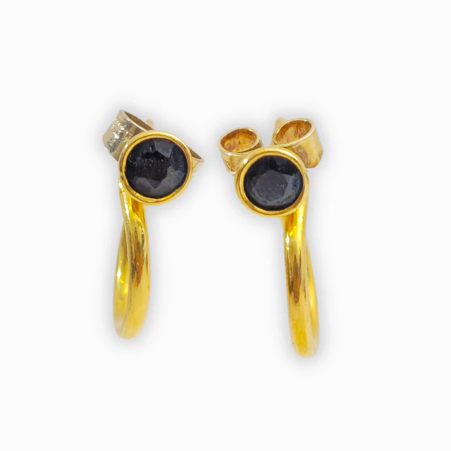 Pendientes aro en oro 18 K y zafiros.