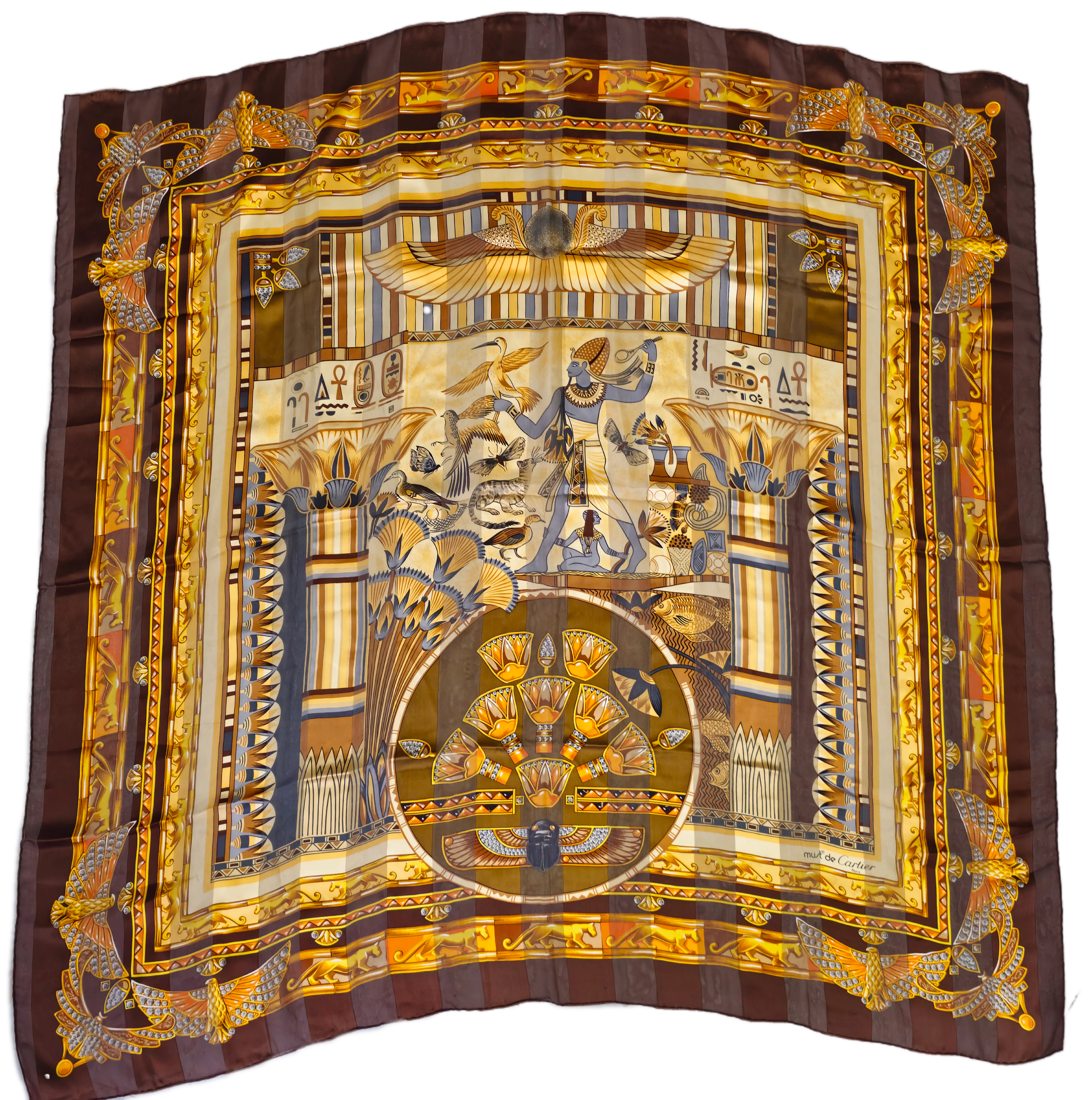 MUST DE CARTIER. FOULARD GRAN CARRE EN SEDA. MOTIVOS ANTIGUO EGIPTO.