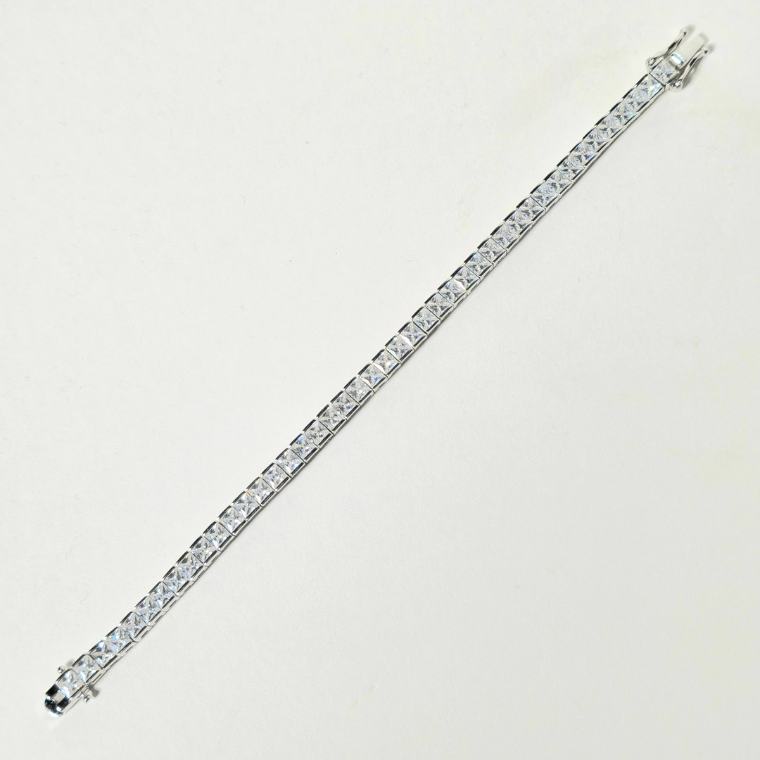 PULSERA RIVIERA EN PLATA RODIADA CON CIRCONITAS TALLA PRINCESA.