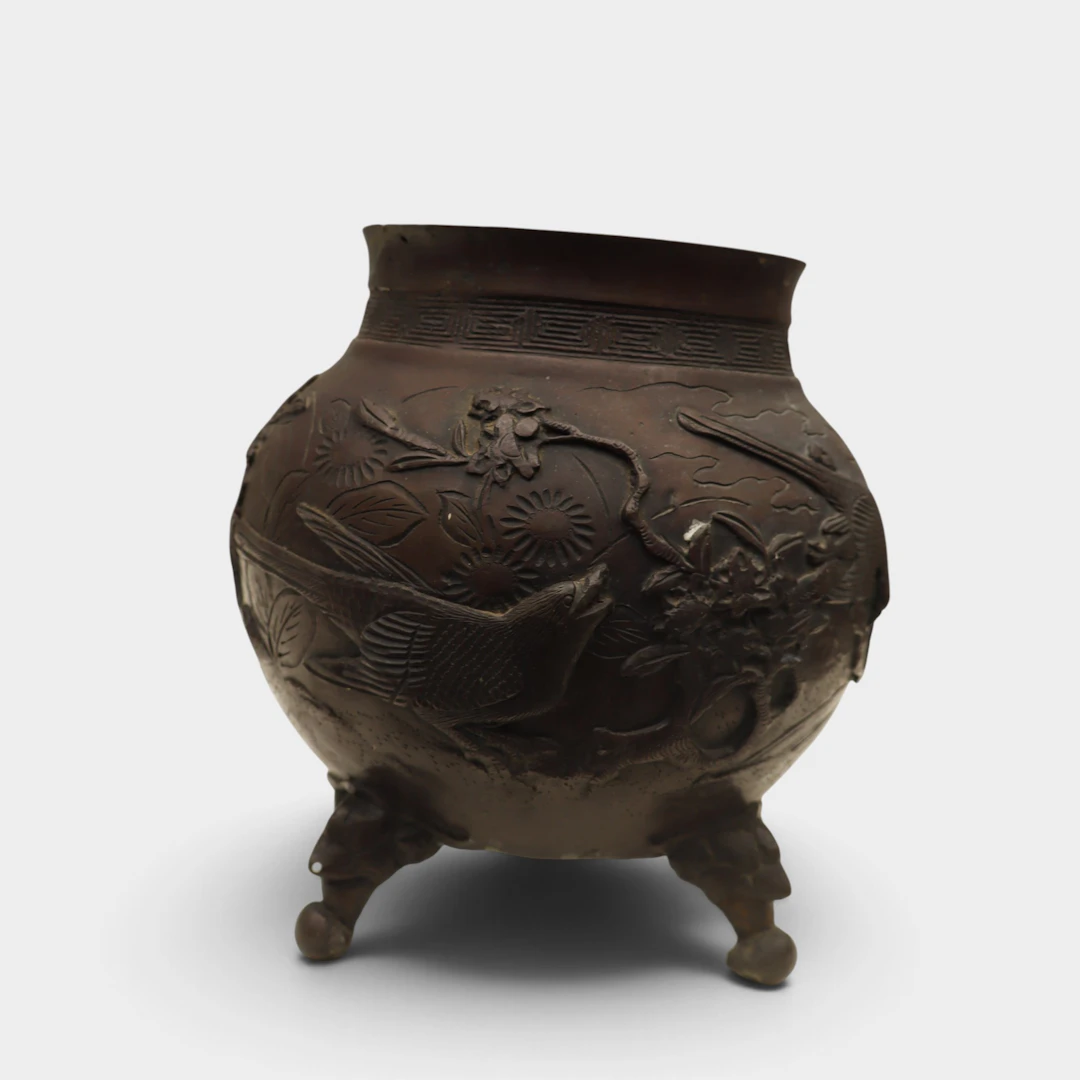 Incensario chino en bronce, de principios del siglo XX.