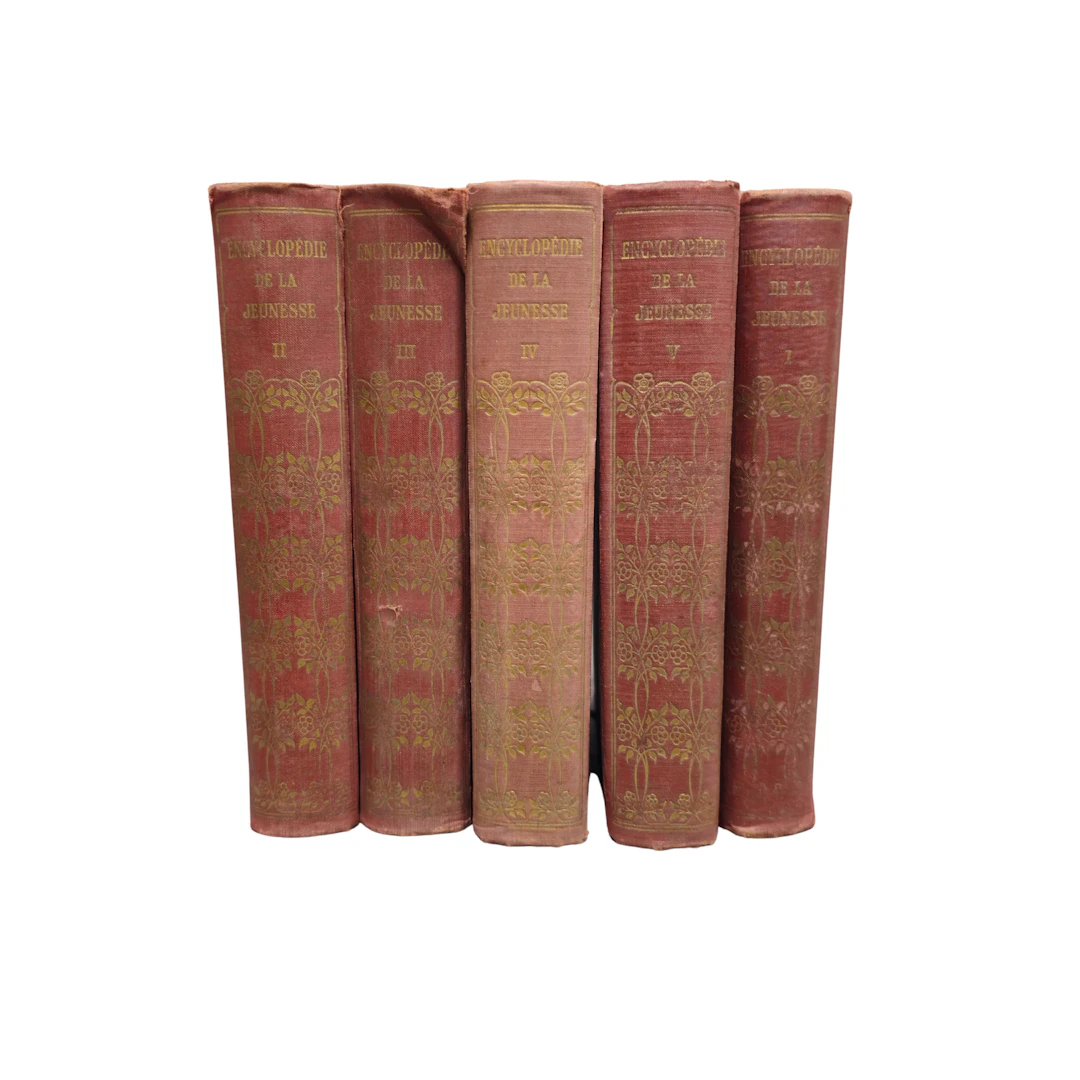 5 tomos de enciclopedia francesa.