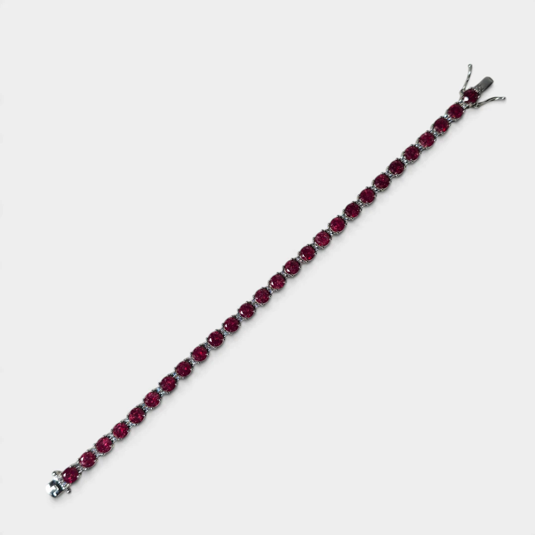 Pulsera en plata y circonitas.