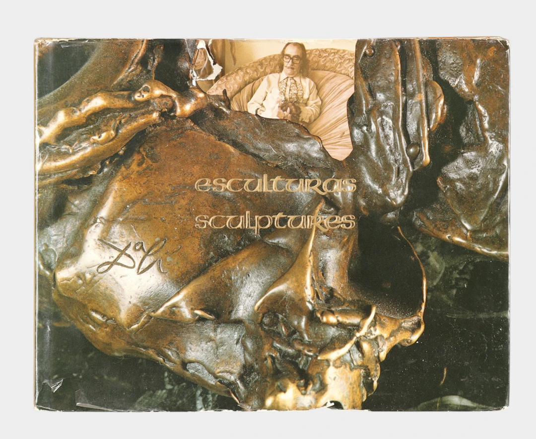 SALVADOR DALI. Libro esculturas de Dalí Diejasa.