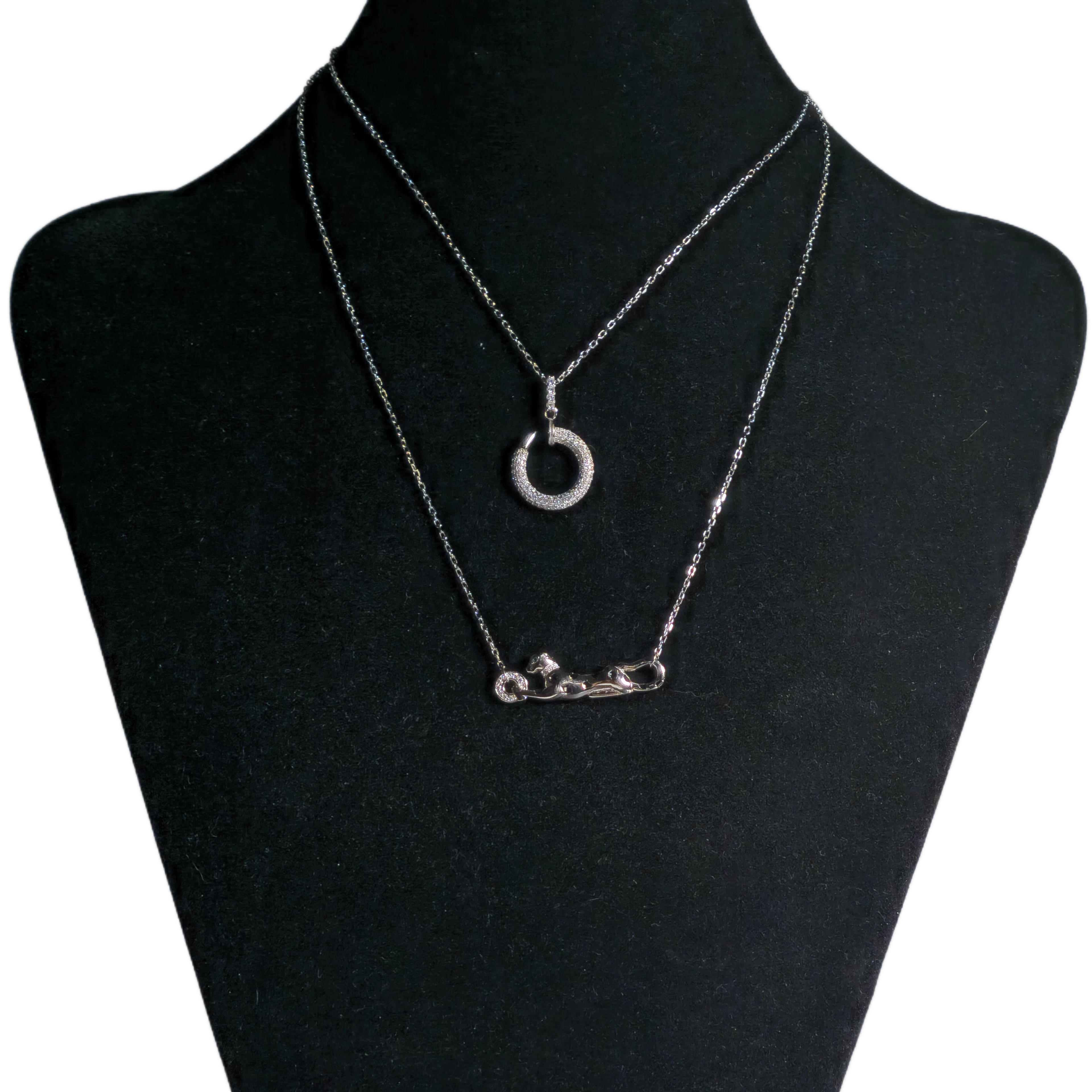DOS COLLARES EN PLATA ESTILO CARTIER. JUSTE UN CLOU Y LA PANTHÈRE.