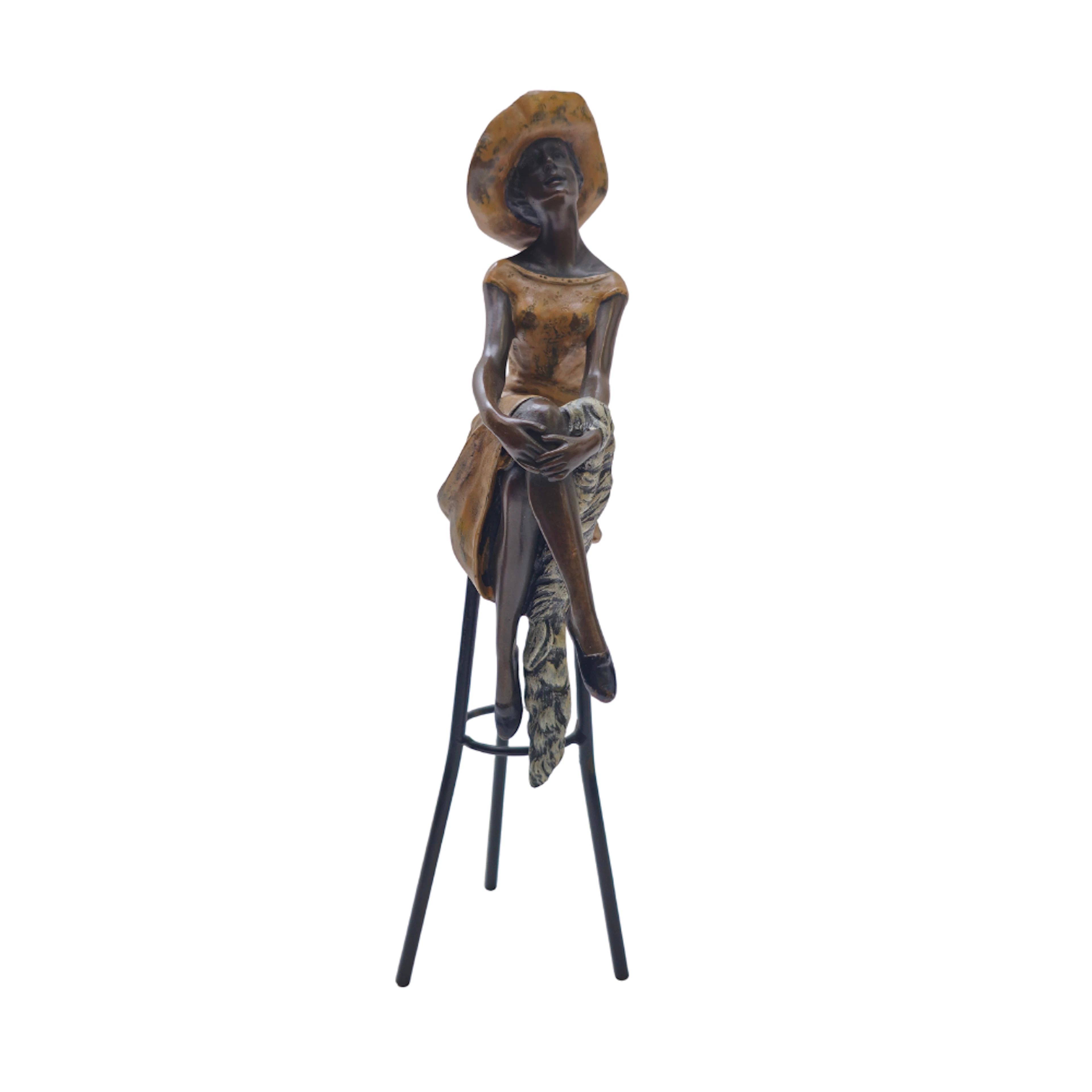 ESCULTURA DE BRONCE MUJER MODERNISTA SENTADA EN UN TABURETE. SELLADA.