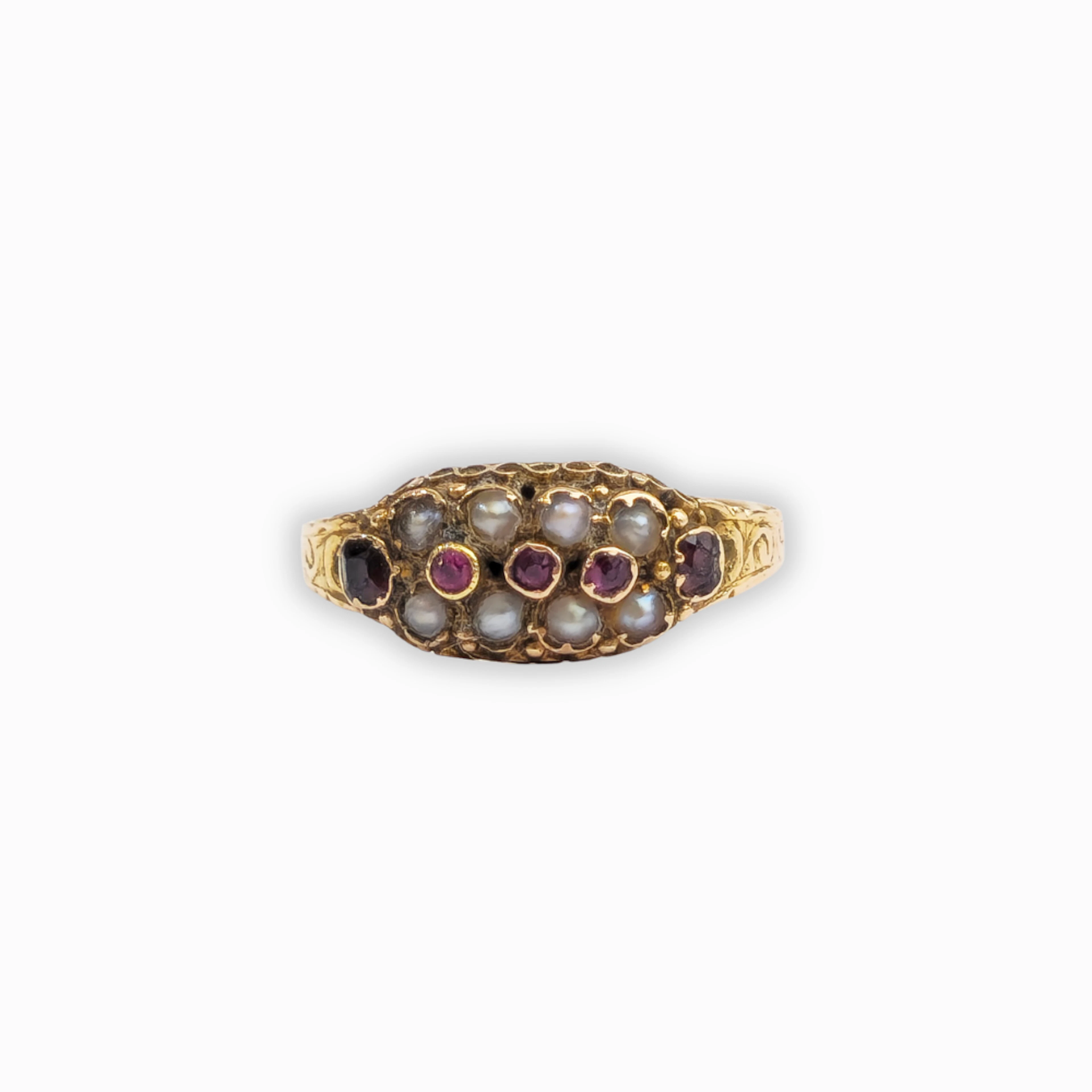 Anillo victoriano en oro de 14K, perlas y turmalinas. Finales siglo XIX.