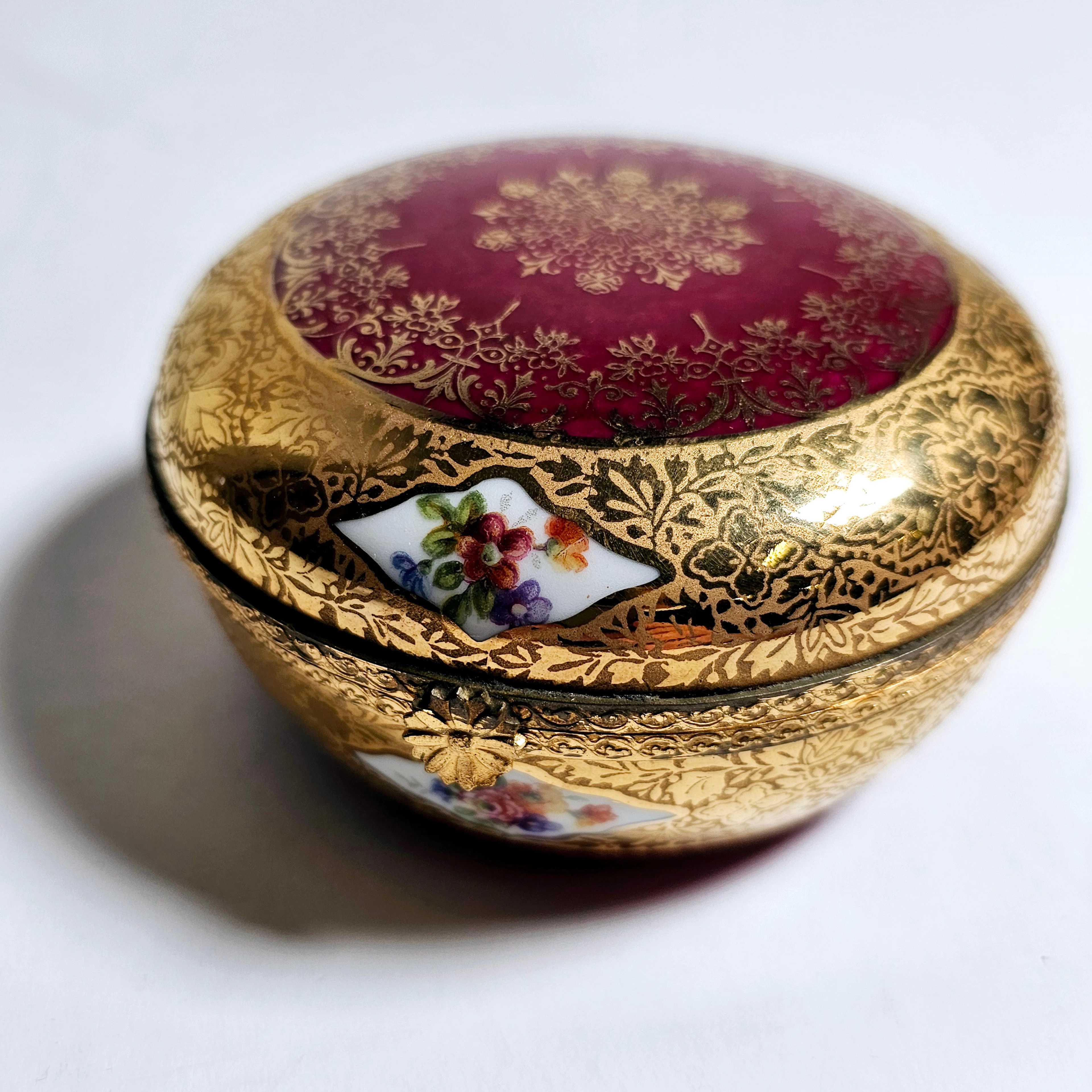 CAJA JOYERO. PORCELANA DE LIMOGES.