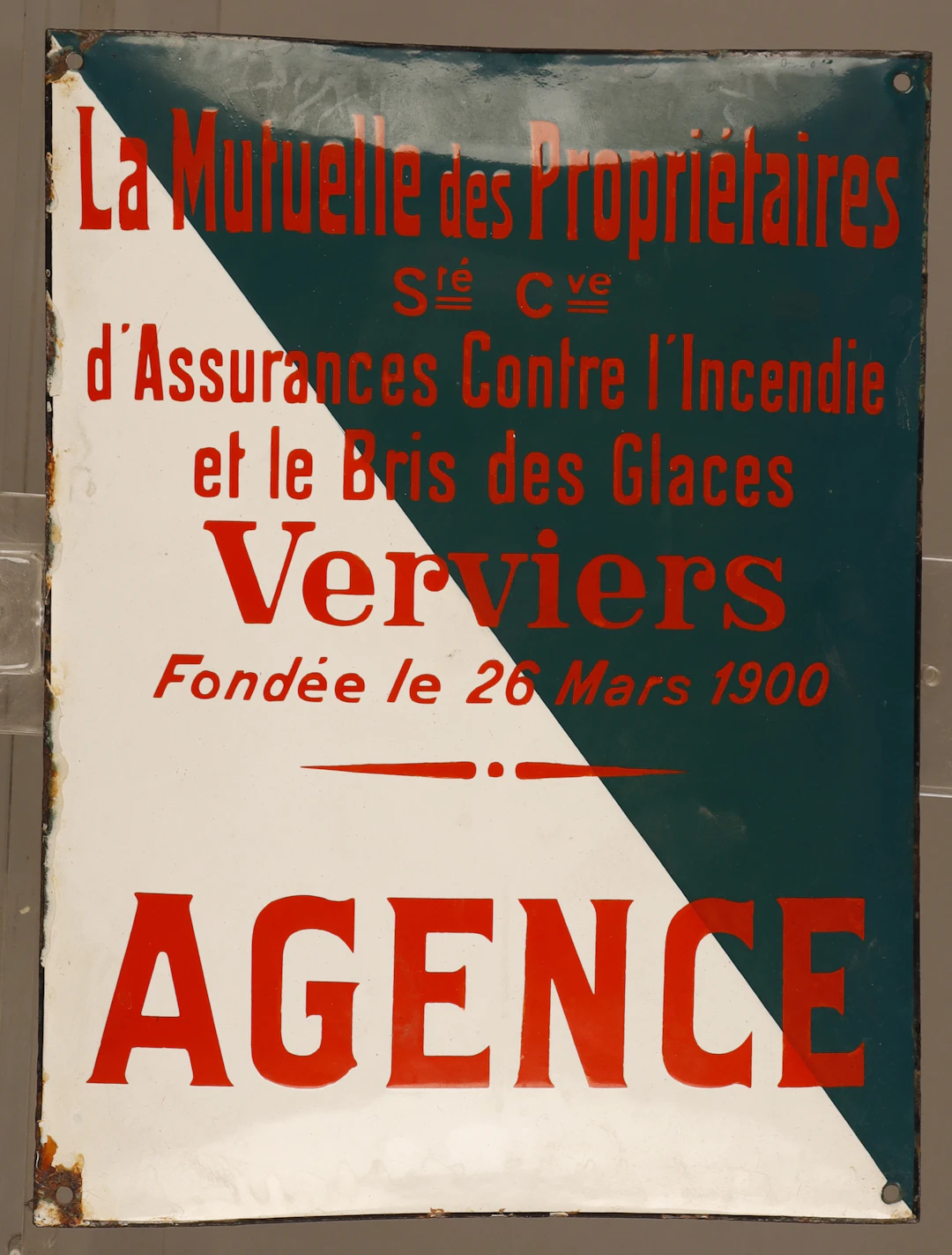 La Mutuelle des Propriétaires, placa publicitaria en metal esmaltado.