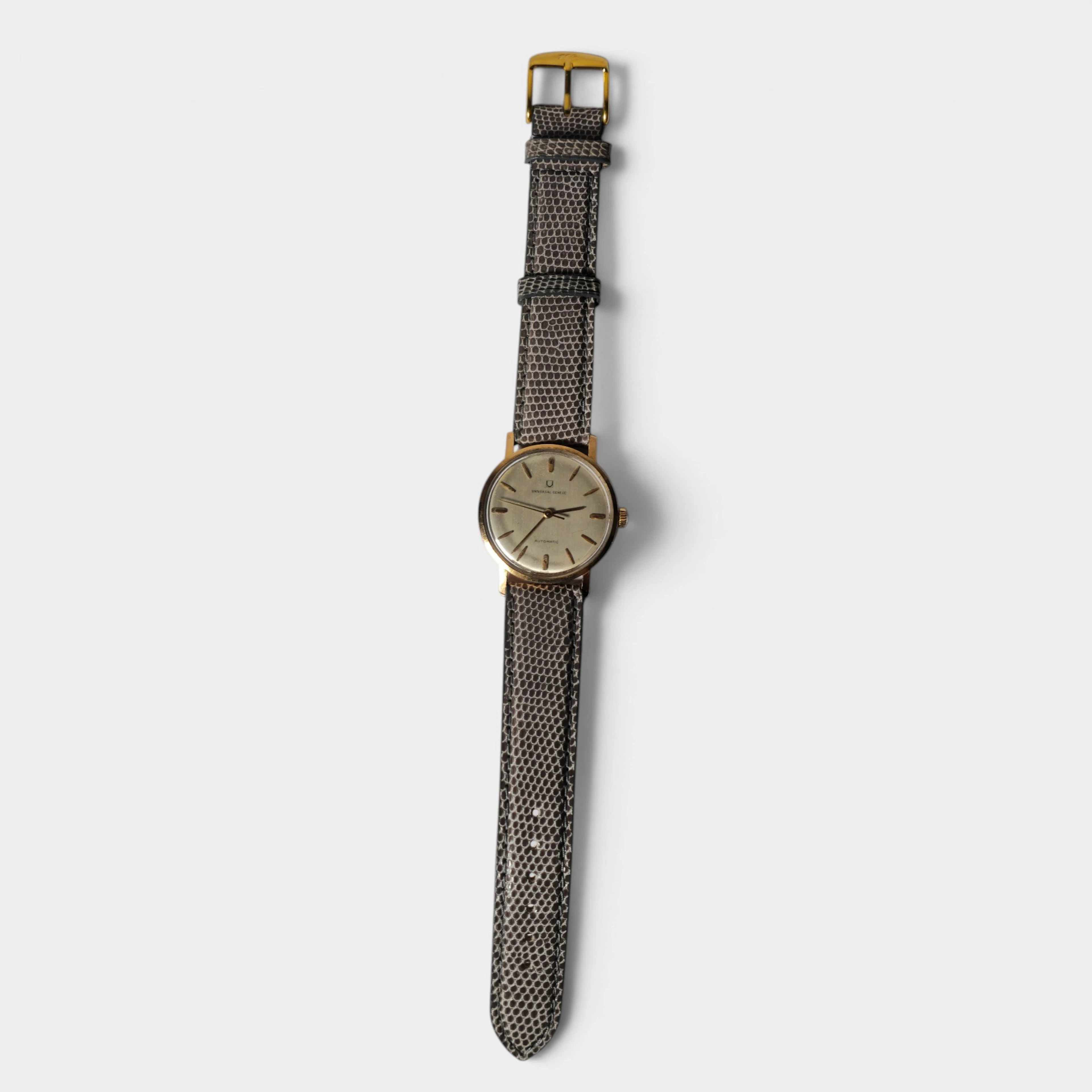 UNIVERSAL. Reloj de pulsera.