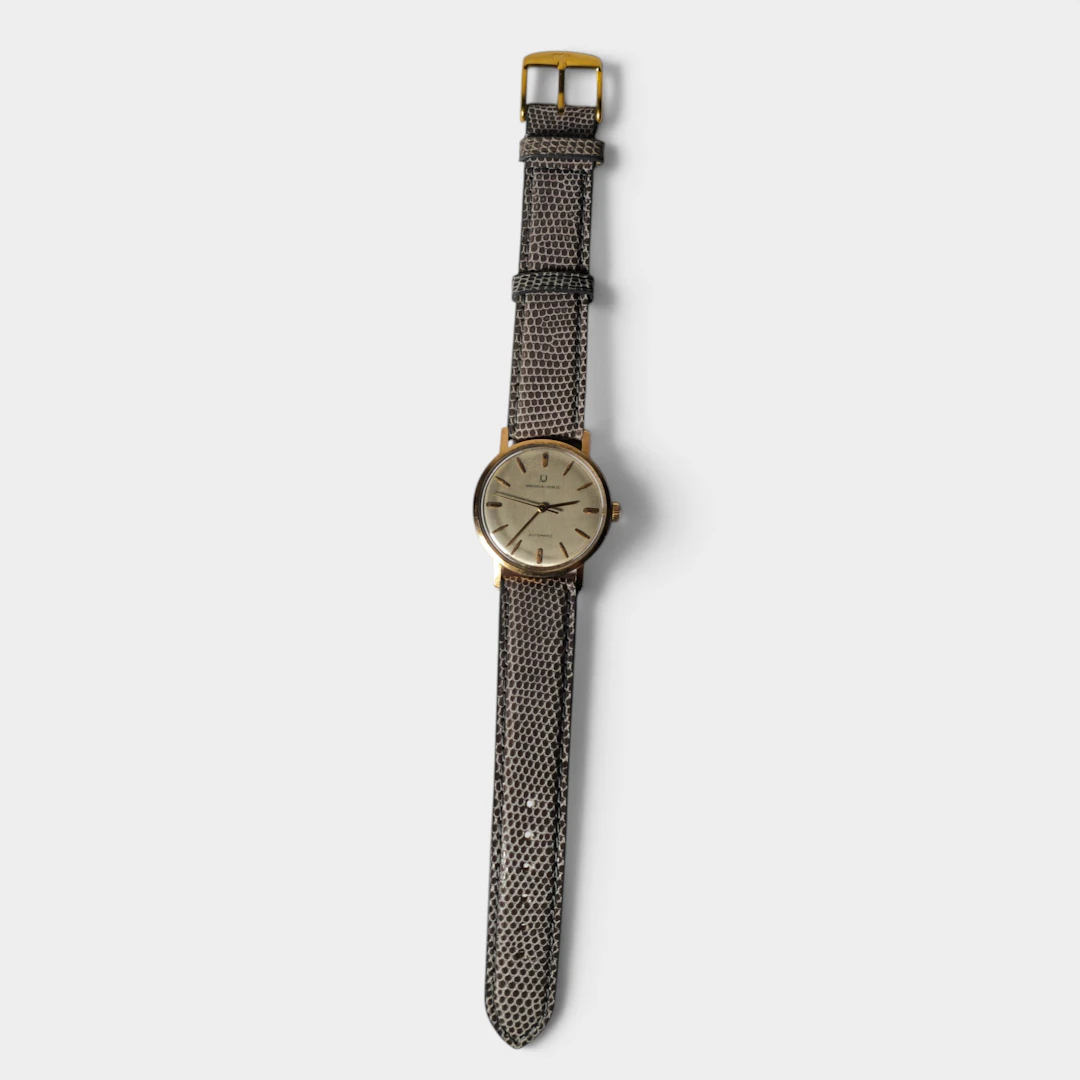 UNIVERSAL. Reloj de pulsera.