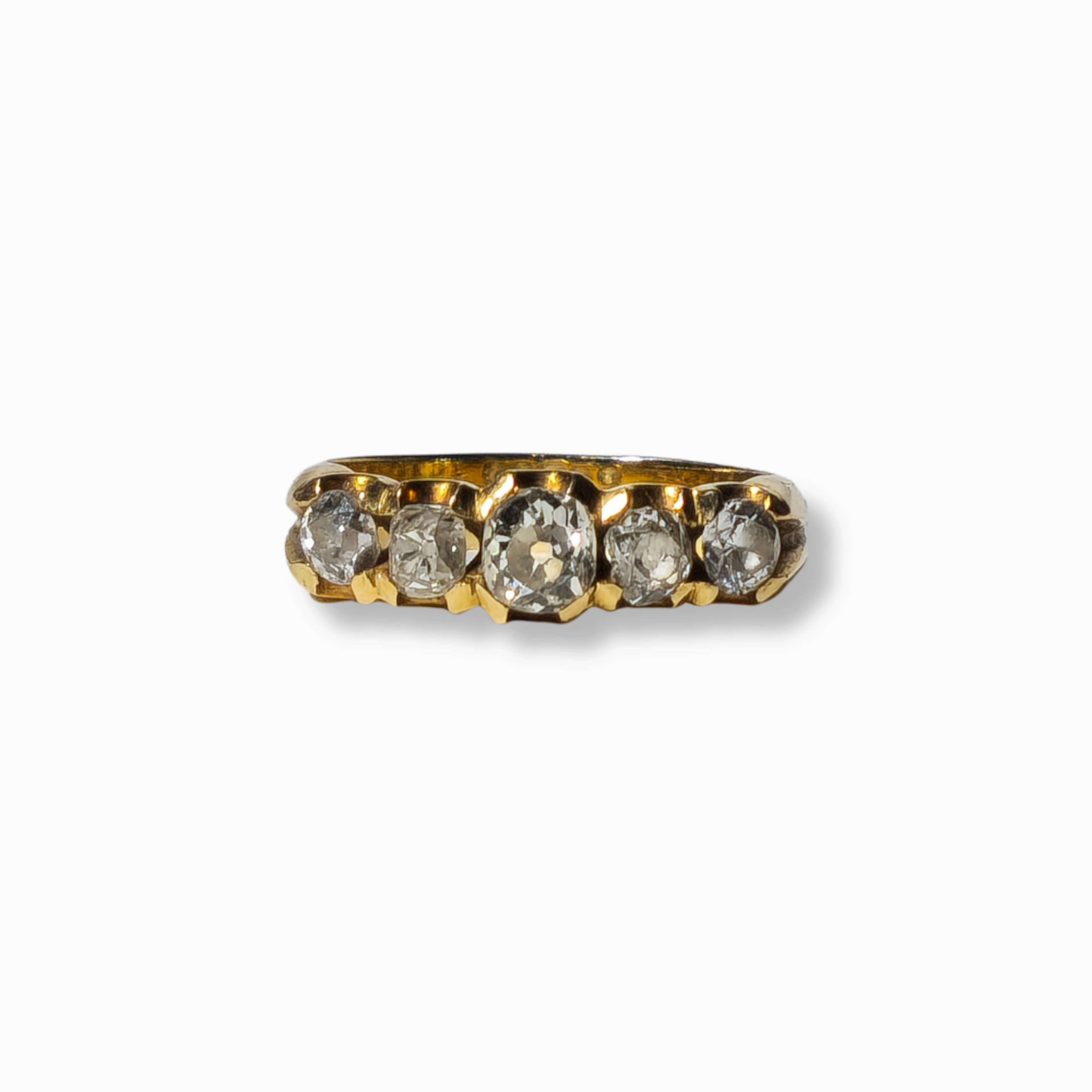 ANILLO CINQUILLO EN ORO Y DIAMANTES.
