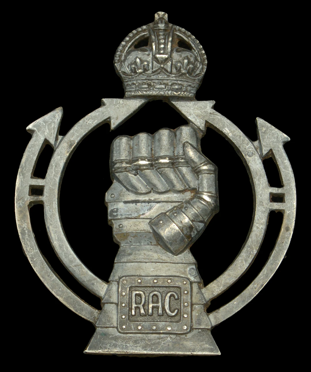 Royal Armoured Corps, Officer's Cap Badge. A very good and scarce