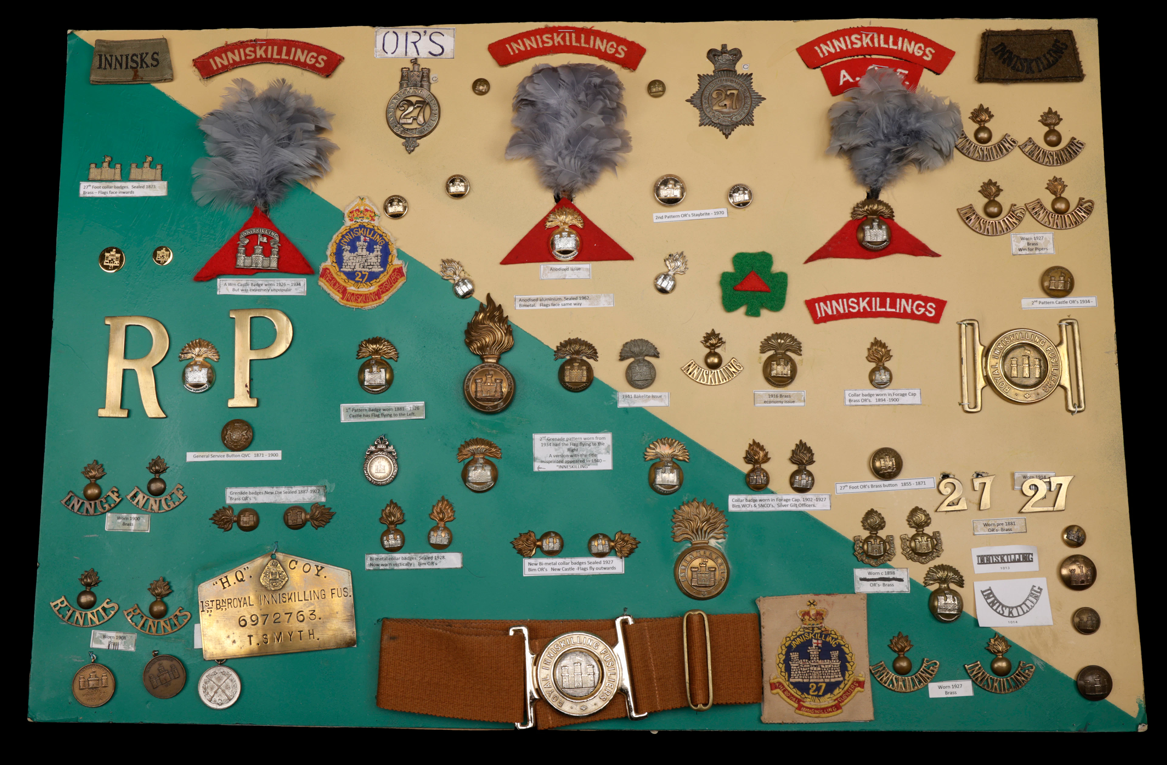 Assorted Inniskilling Fusiliers Other Ranks Insignia. A very good